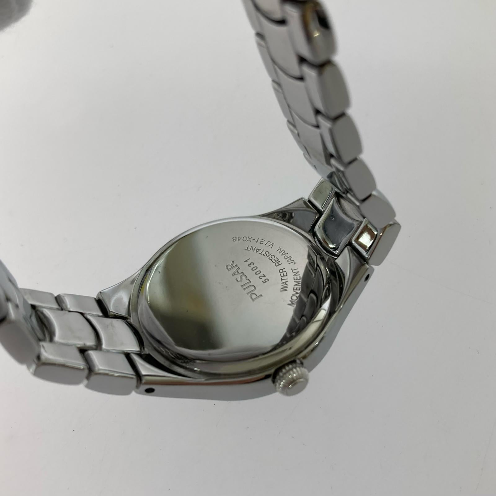 腕時計 pulsar 石付き シルバー