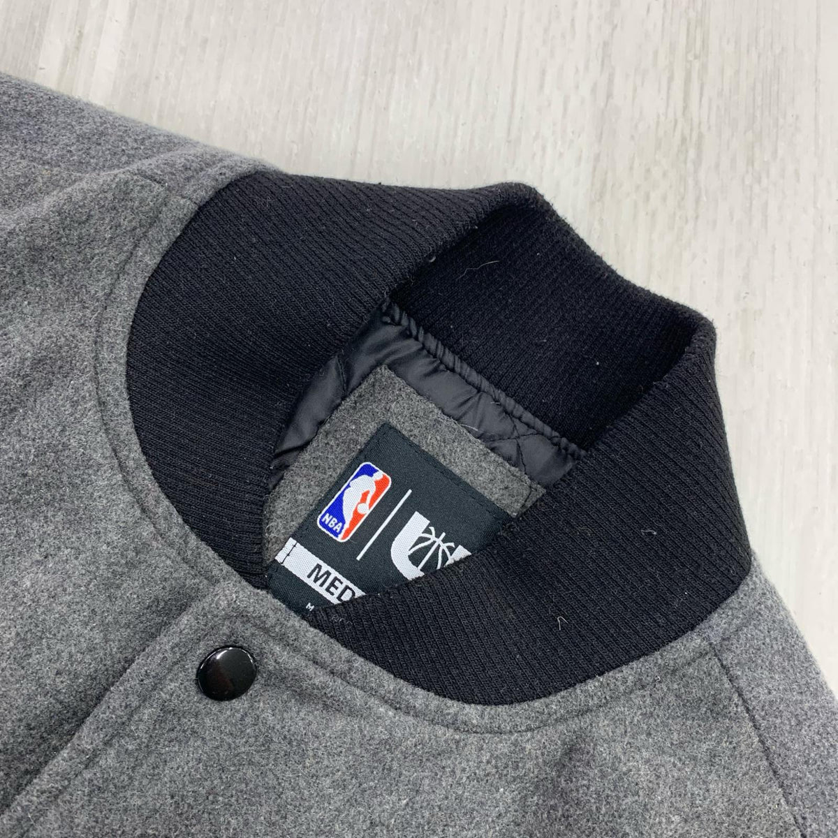 ブルゾン ｼｶｺﾞﾌﾞﾙｽ ﾊﾞｰｼﾃｨｼﾞｬｹｯﾄ ｸﾞﾚｰ （M） M グレー