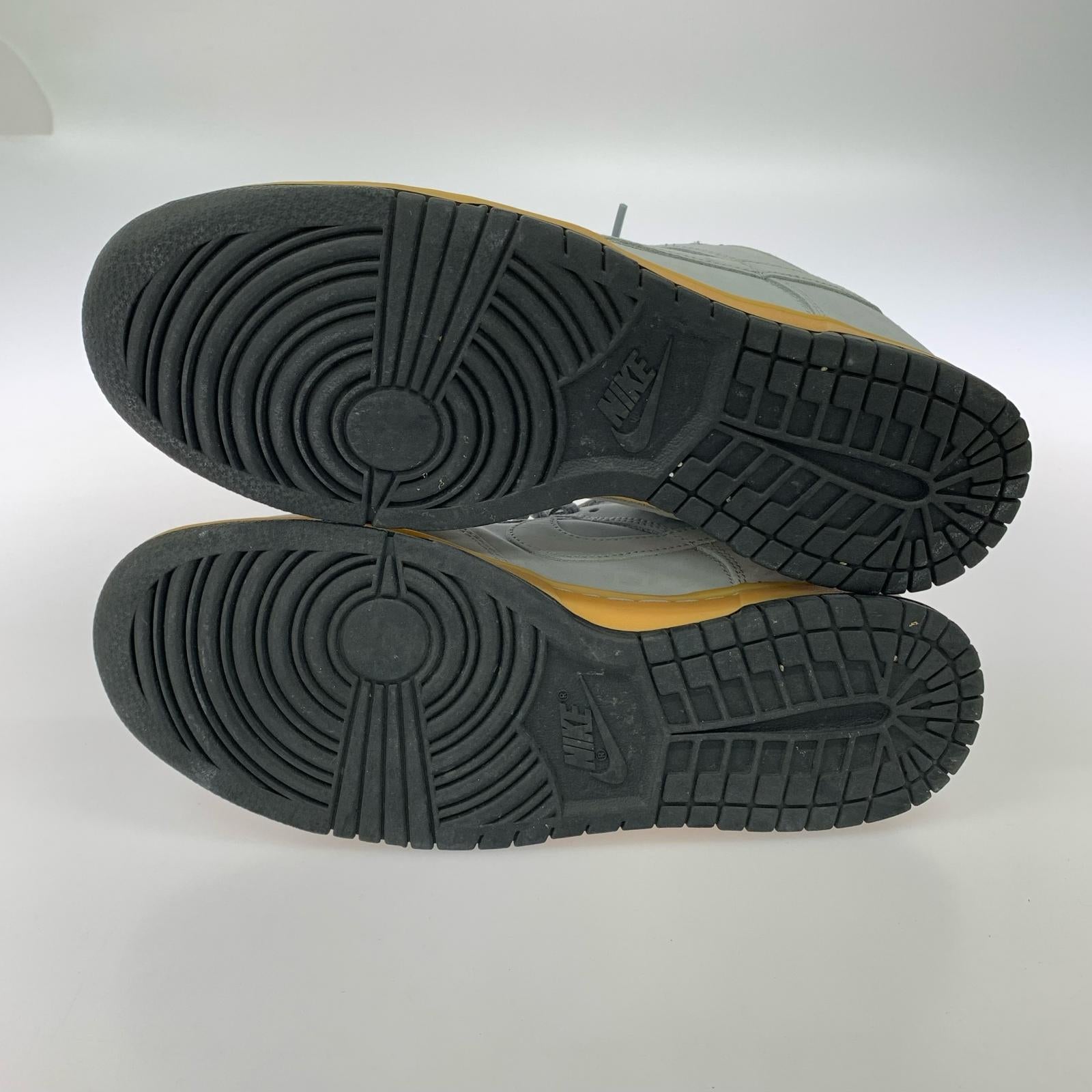 スニーカー DUNK LOW RETRO SE グレー 28.0cm 28cm (US10 UK9 1/2 EU46) グレー
