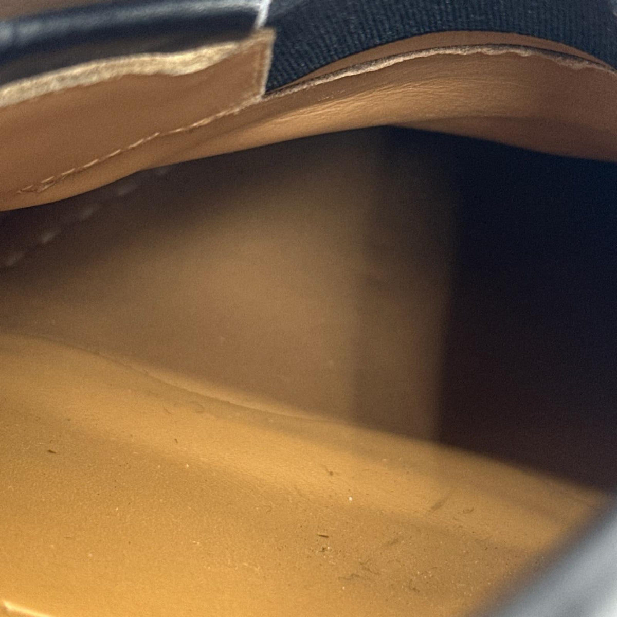LV ﾄﾞﾚｽｼｭｰｽﾞ 黒 (7)