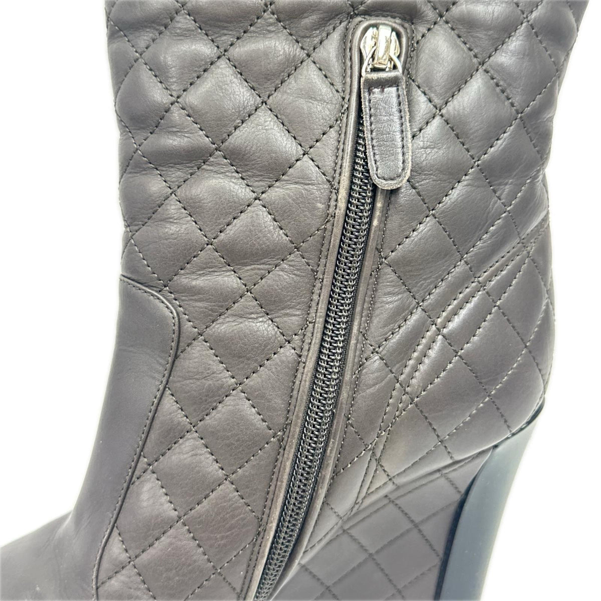 CHANEL ﾏﾄﾗｯｾﾛﾝｸﾞﾌﾞｰﾂ 茶