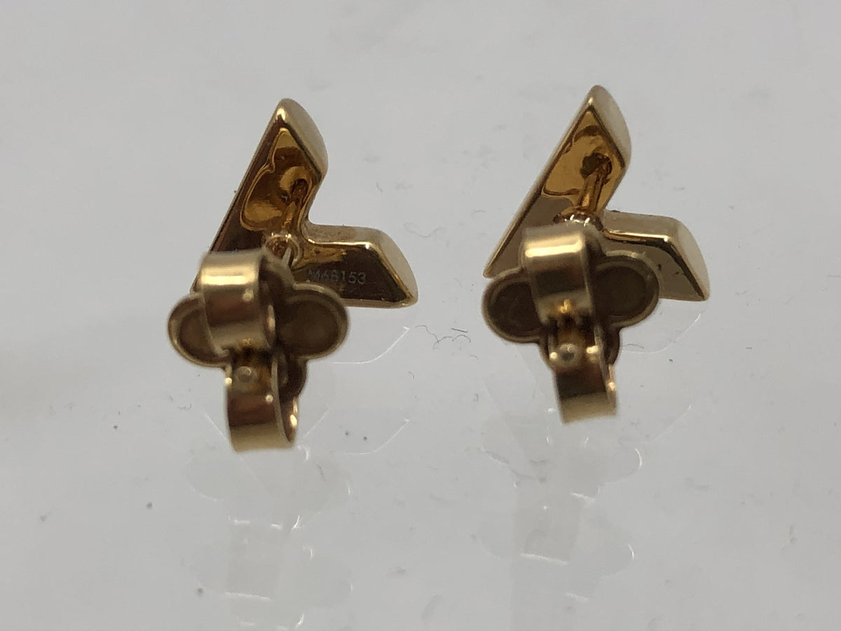 LV エッセンシャルV ピアス