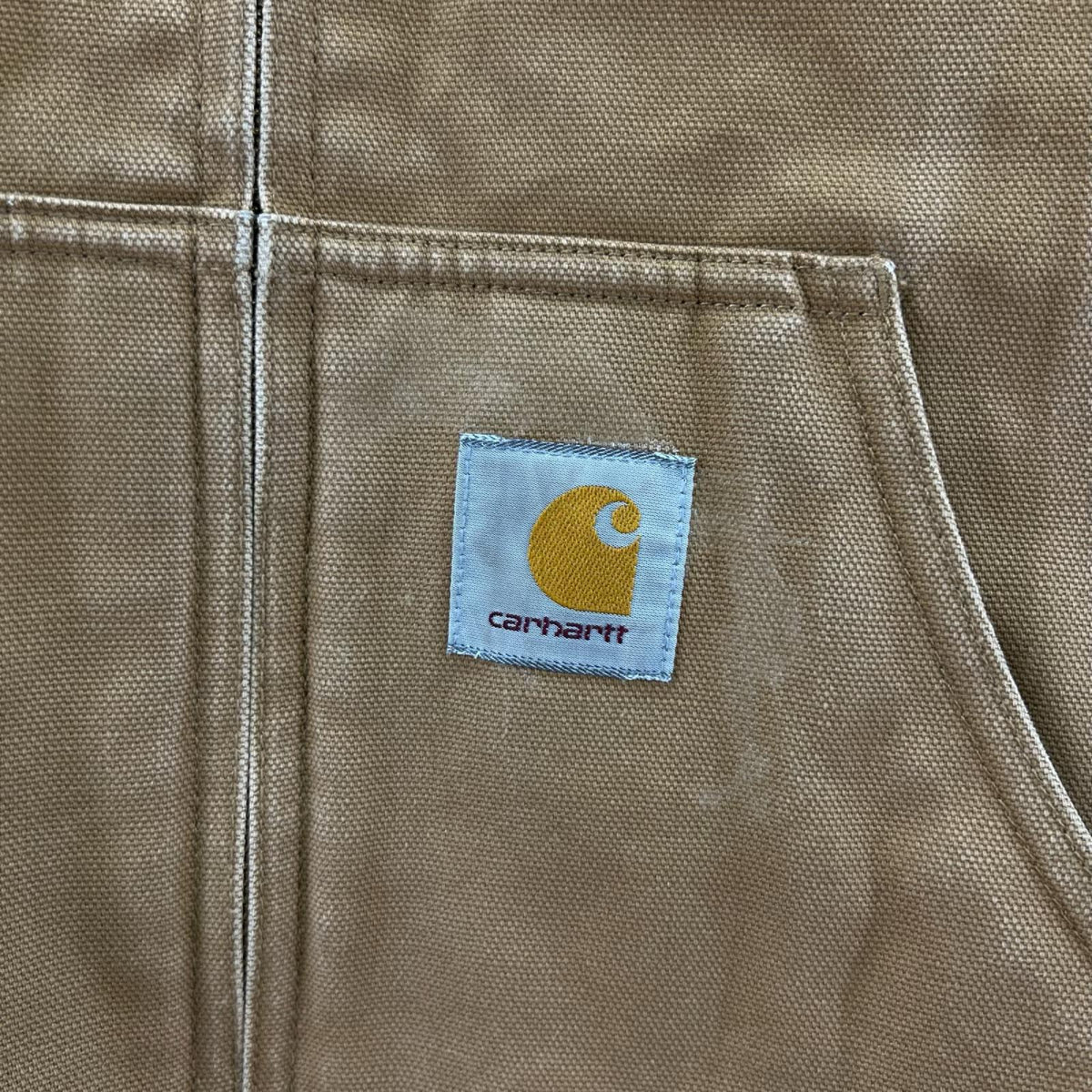 ジャケット Carhartt WIP ｱｸﾃｨﾌﾞｼﾞｬｹｯﾄ M CML M ブラウン