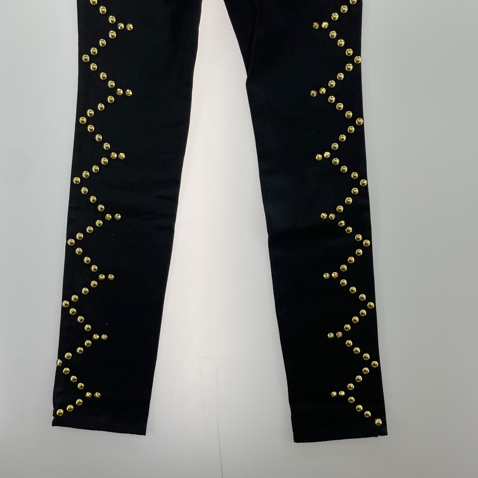 デニムパンツ GIVENCHY ゴールドスタッズ スキニーブラックデニムパンツ 38 黒 38 ブラック