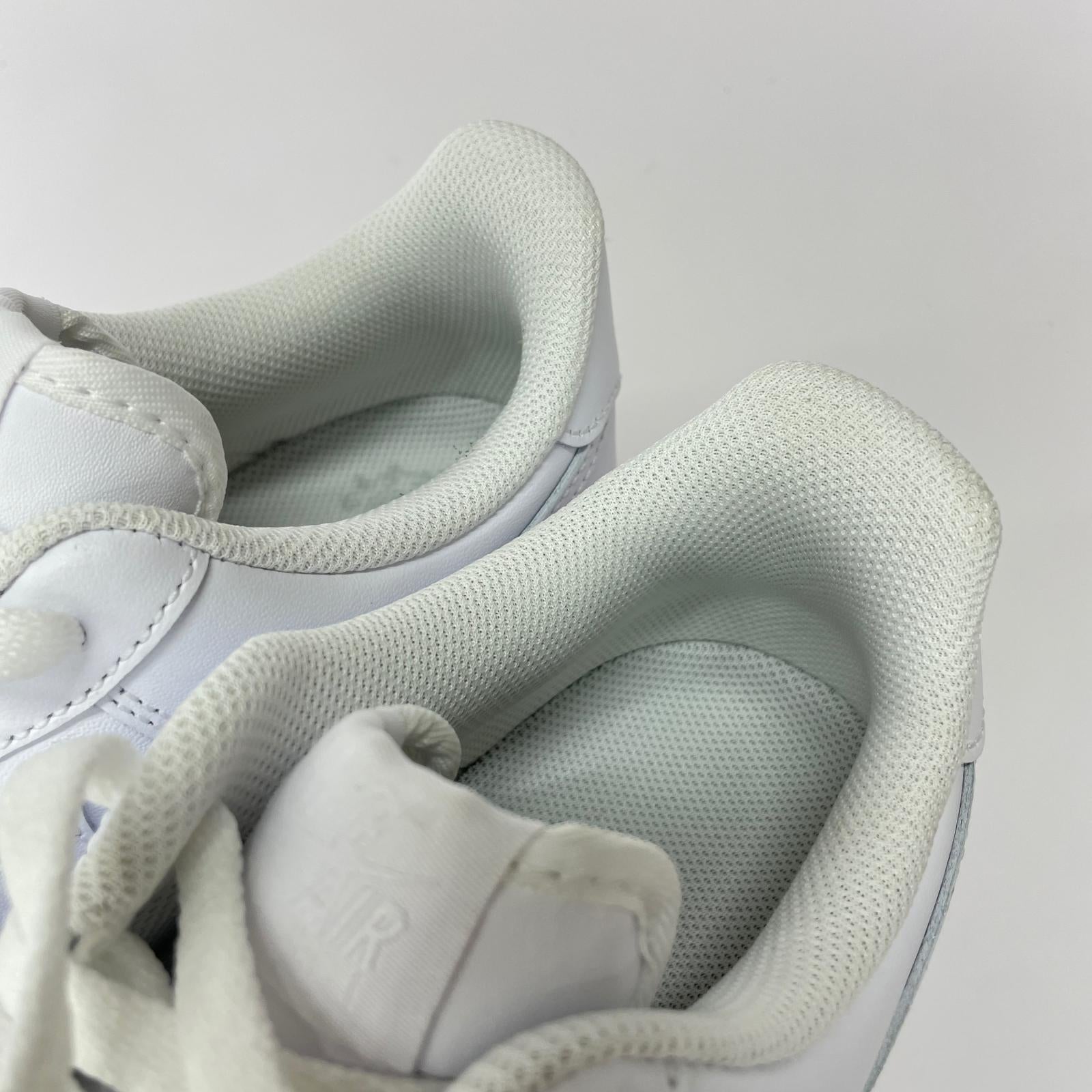 スニーカー NIKE AIR FORCE1 ’07 27cm (US9 UK8 1/2 EU44) ホワイト