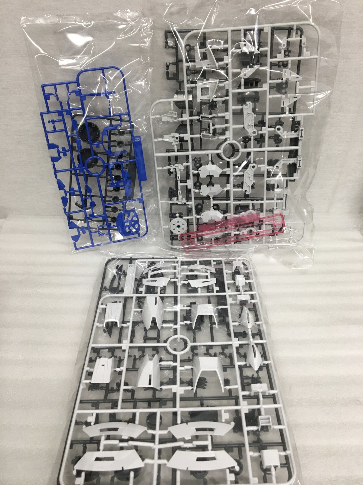 MG 1/100 ∀（ターンエー） ガンプラ