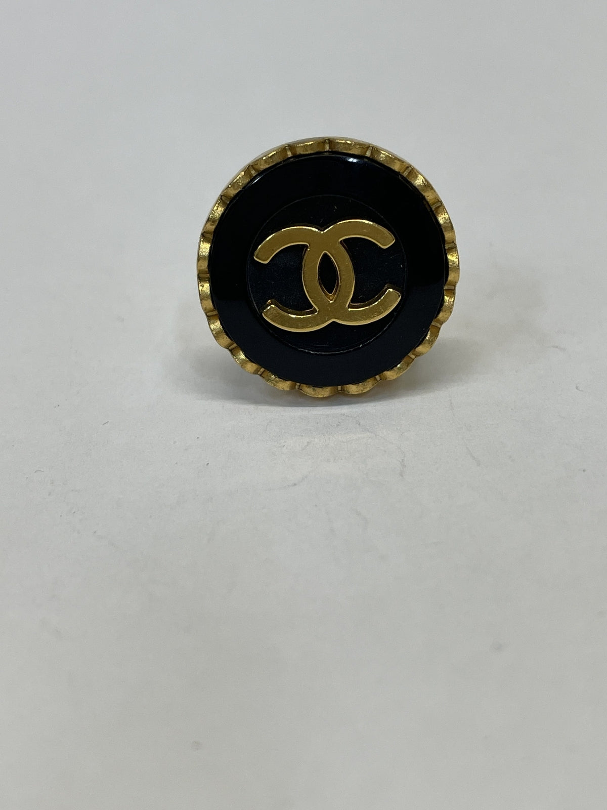CHANEL 95年 ココマーク イヤリング 黒金