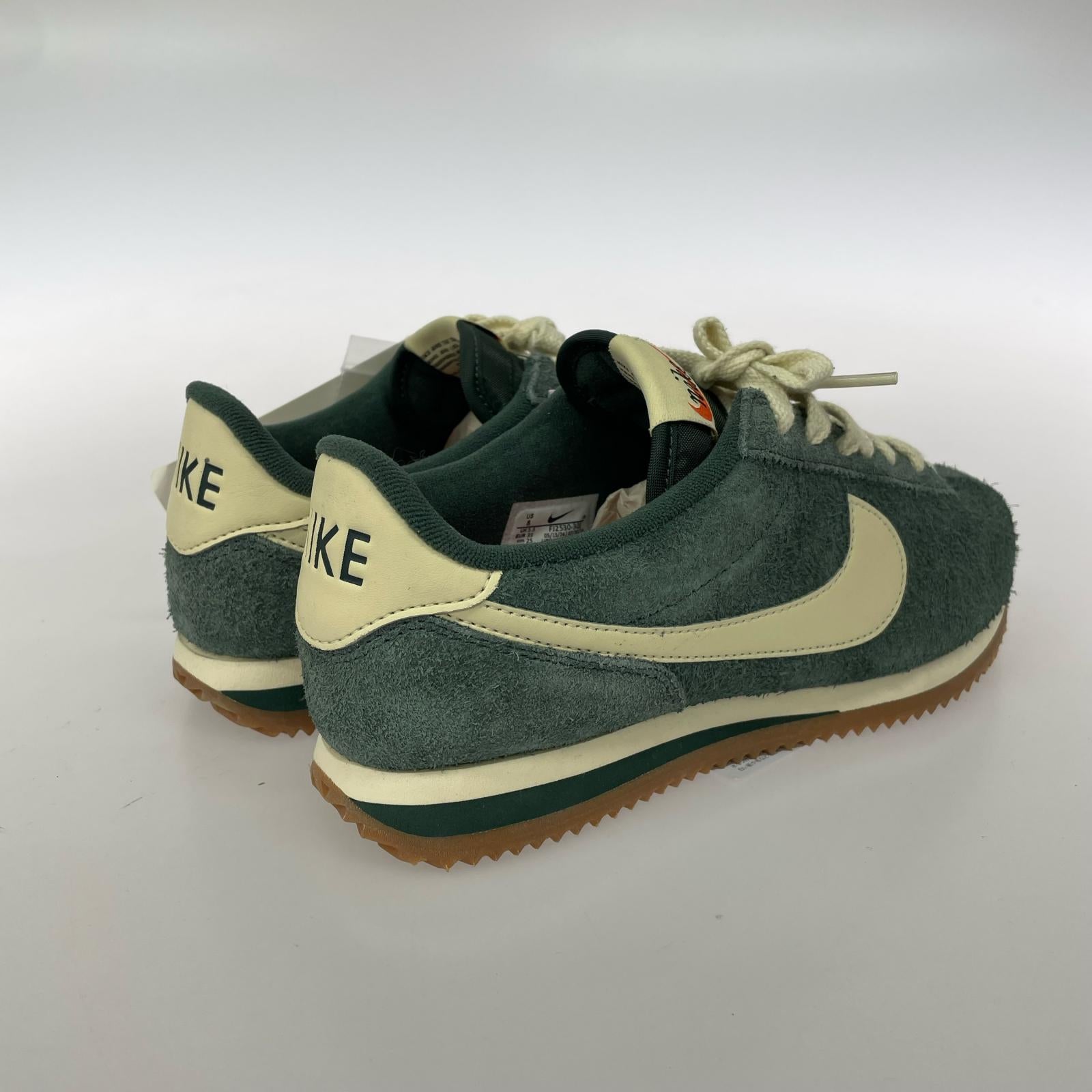 スニーカー Cortez Vintage Suede ビンテージグリーン/クリーム 25cm (US7 UK6 1/2 EU40)