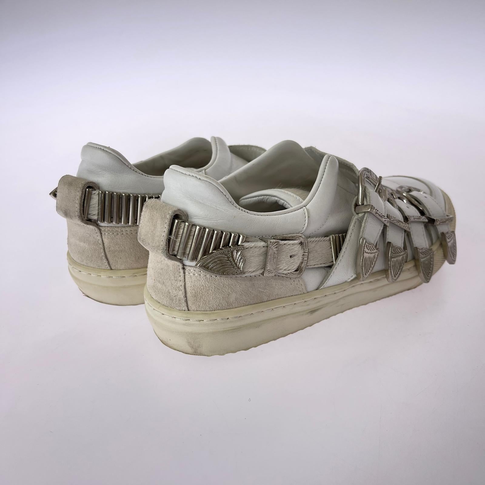 スニーカー ×BEAMS メタルバングルレザースニーカー23.5 ホワイト