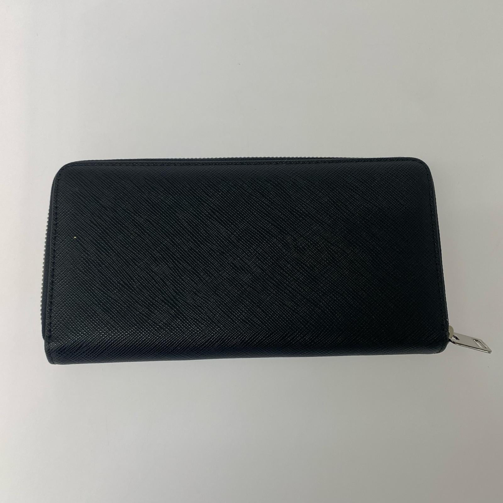 長財布 ロゴラウンドジップ長財布 黒 ブラック