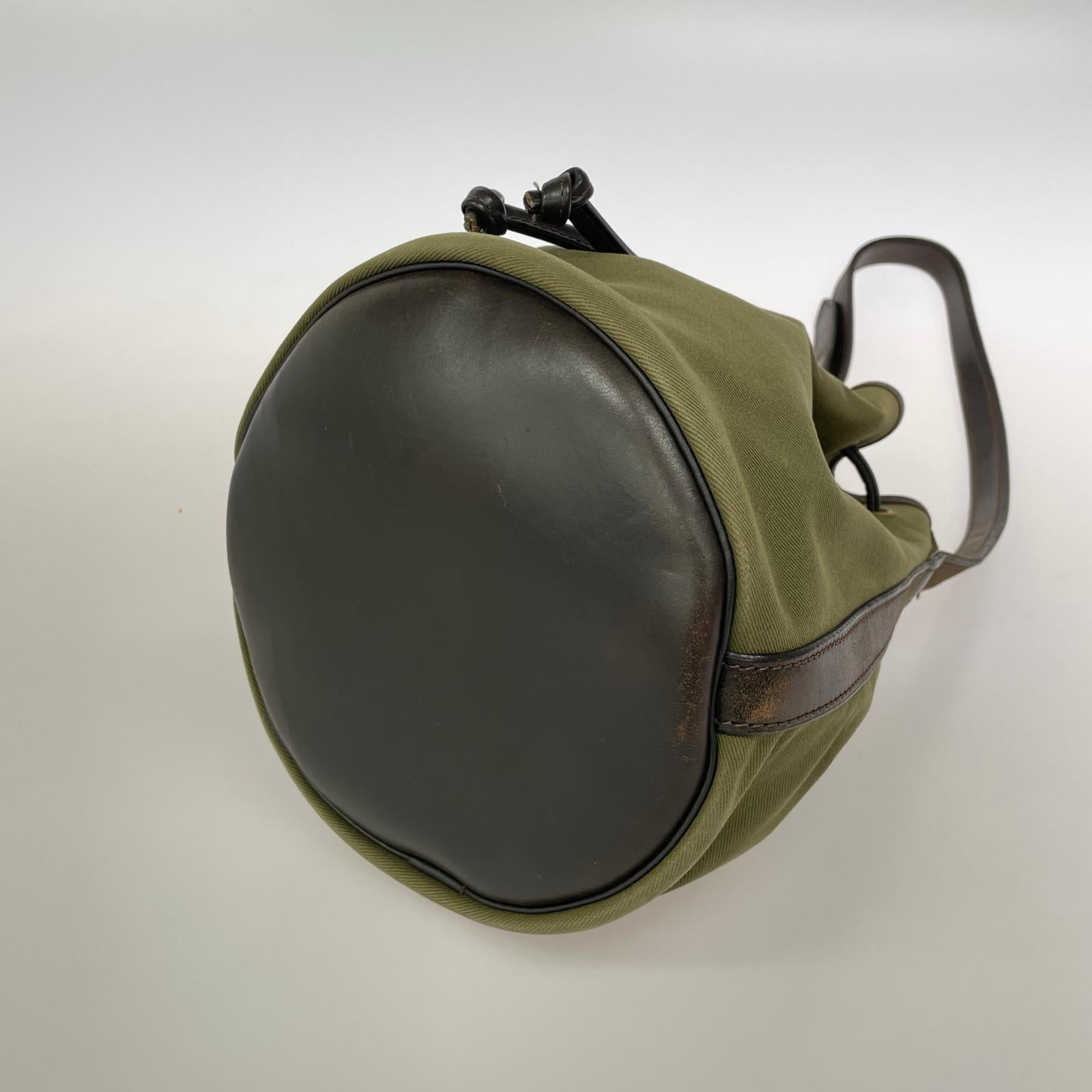 ショルダーバッグ CALDER オリーブ