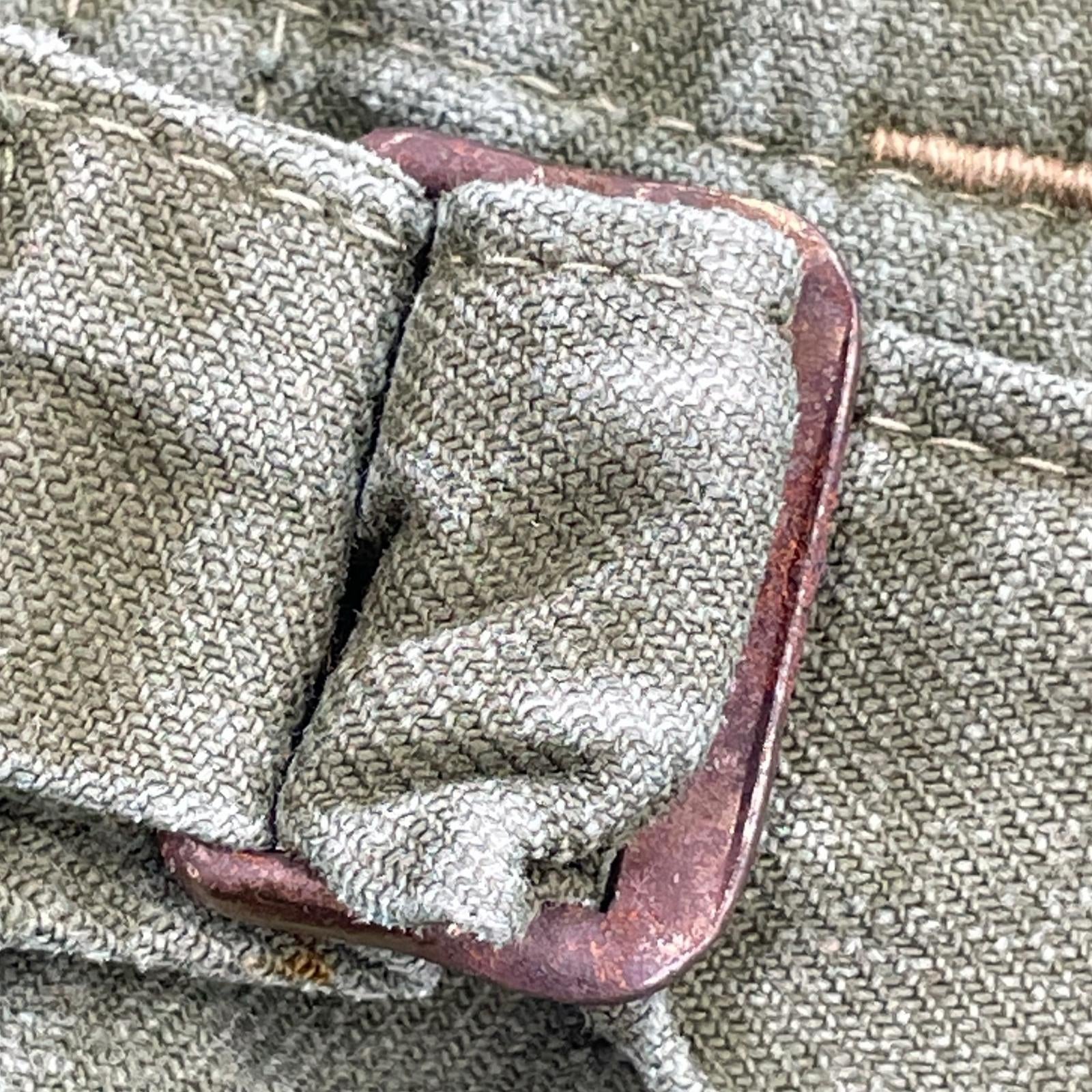パンツ 40s頃 スウェーデン軍 針刺しシンチバック ワークパンツ カーキ