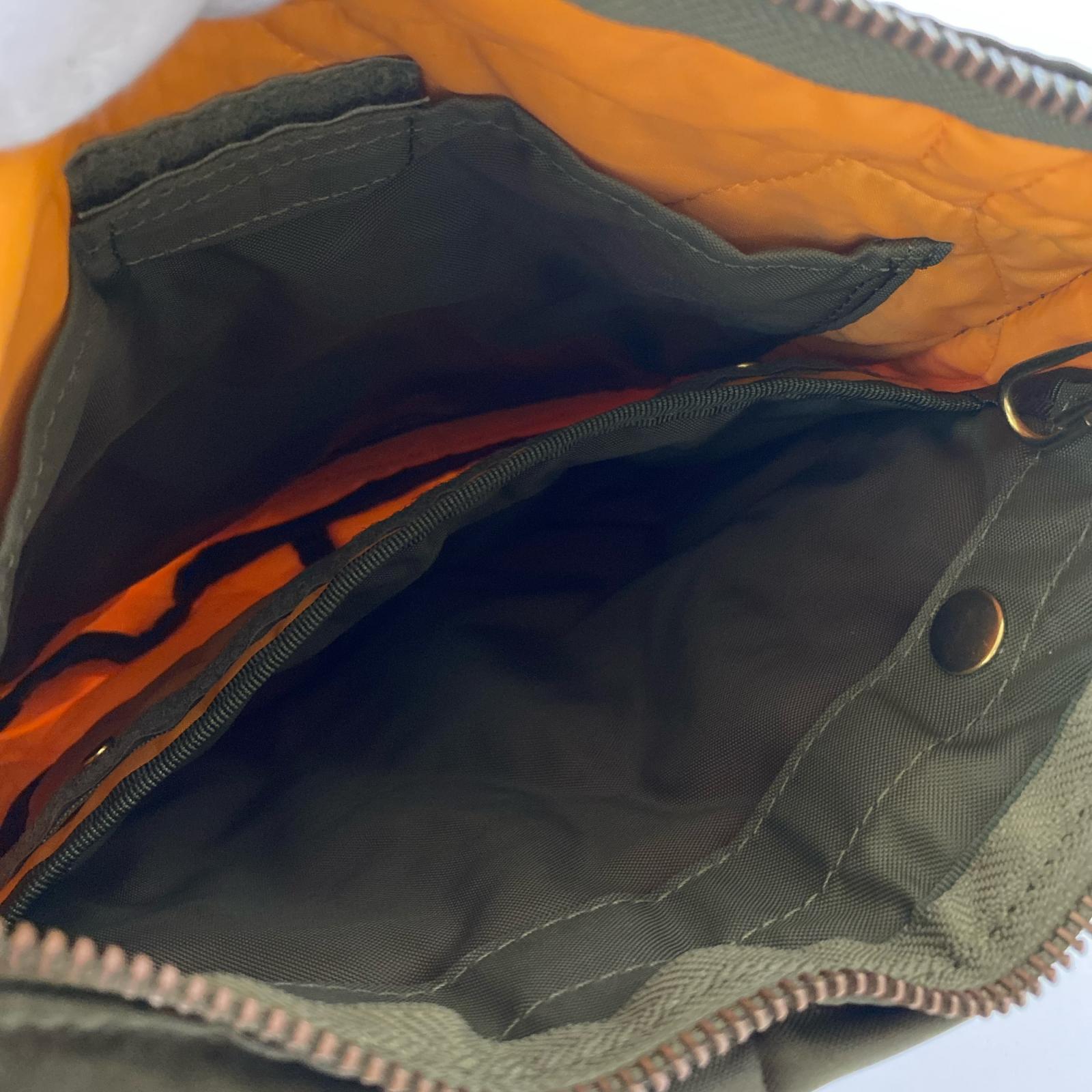 ショルダーバッグ PORTER　カーキ　ショルダーバッグ カーキ