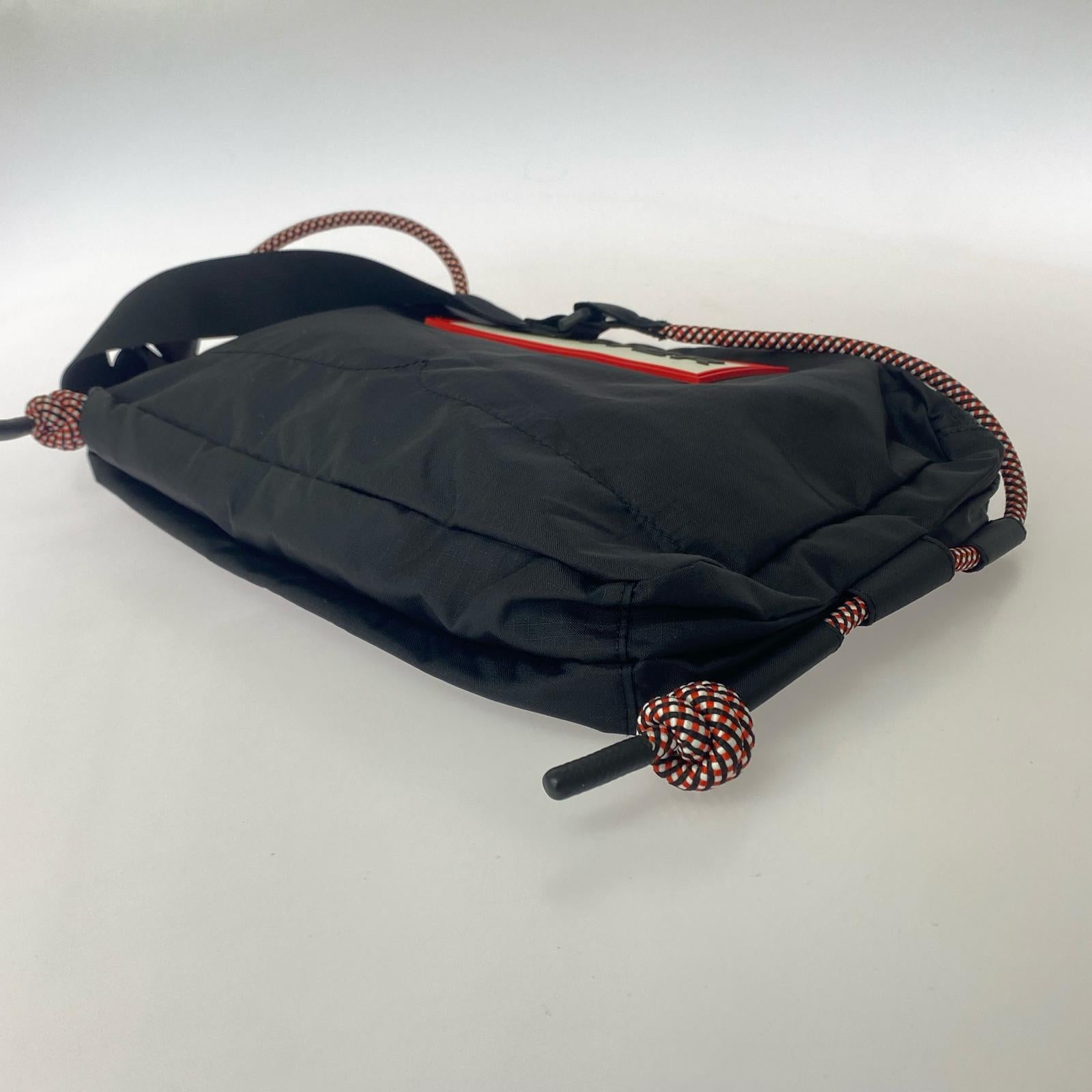 その他バッグ サコッシュ BLK UBC1515NRS ブラック
