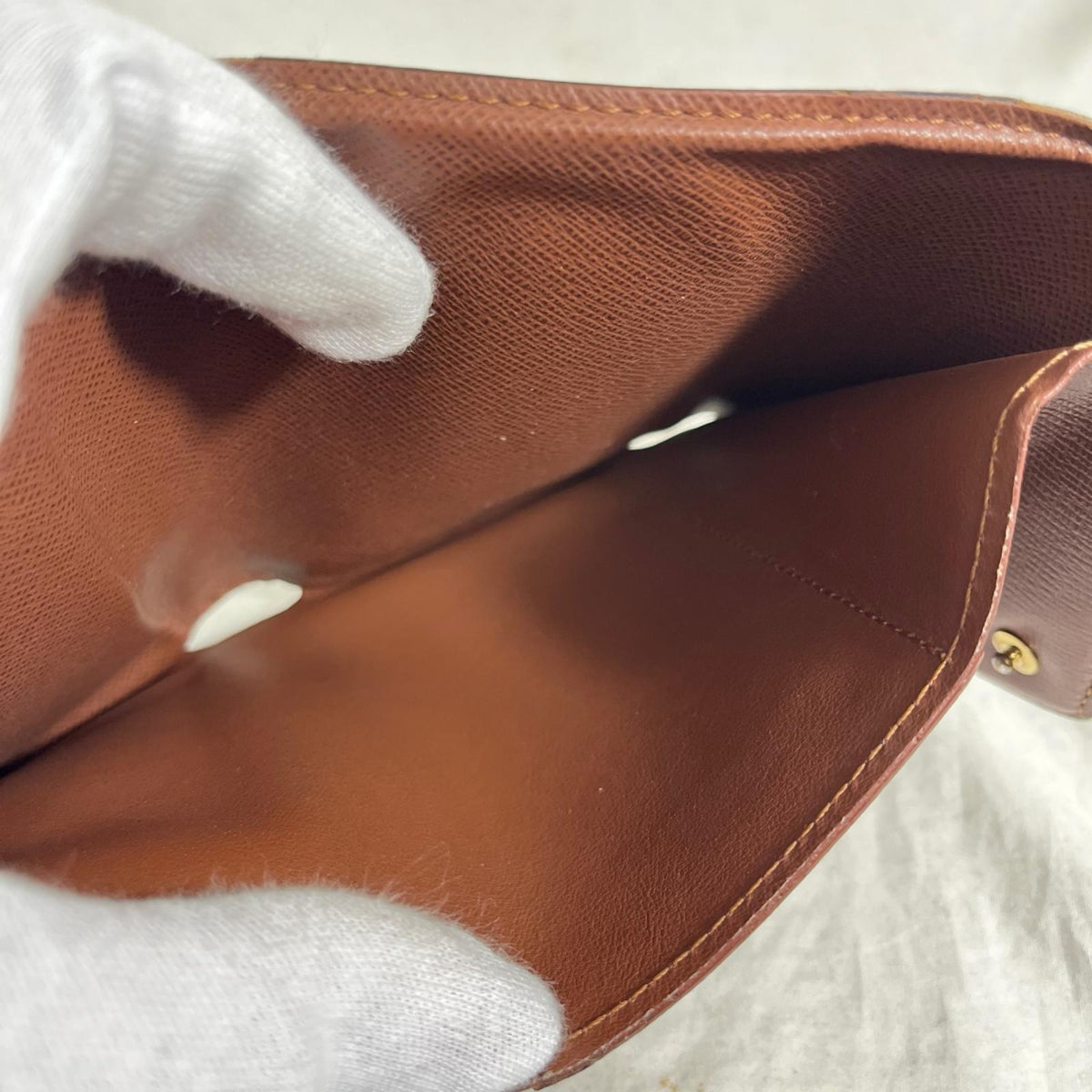 LV ポルトフォイユ ヴィクトリーヌ モノグラム