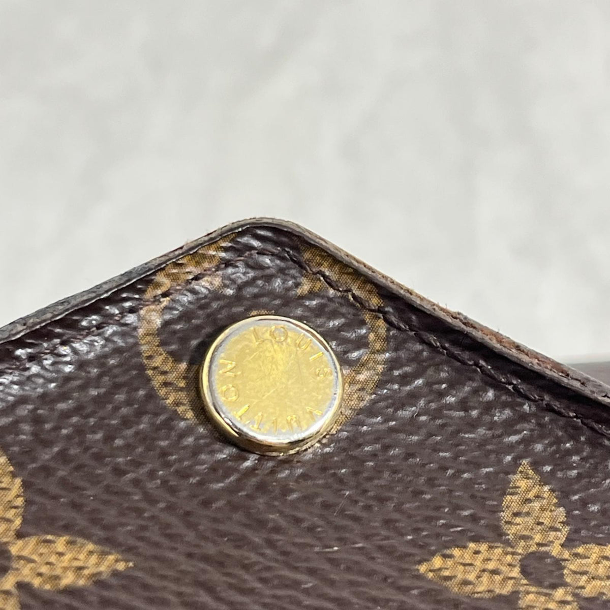 LV ポルトフォイユ ヴィクトリーヌ モノグラム