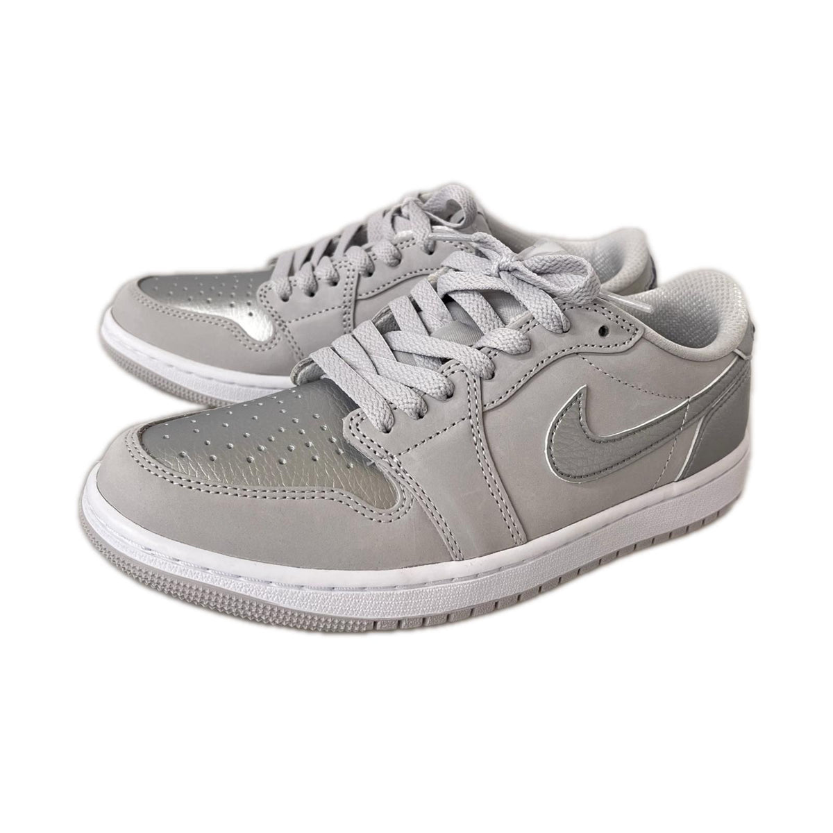 スニーカー AIR JORDAN 1 LOW METALIC SILVER 25.5cm (US7 1/2 UK7 EU41) シルバー