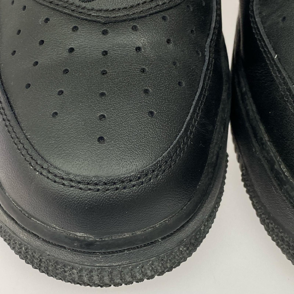 スニーカー SUPREME AIR FORCE 1LOW 27.0cm 27cm (US9 UK8 1/2 EU44) ブラック