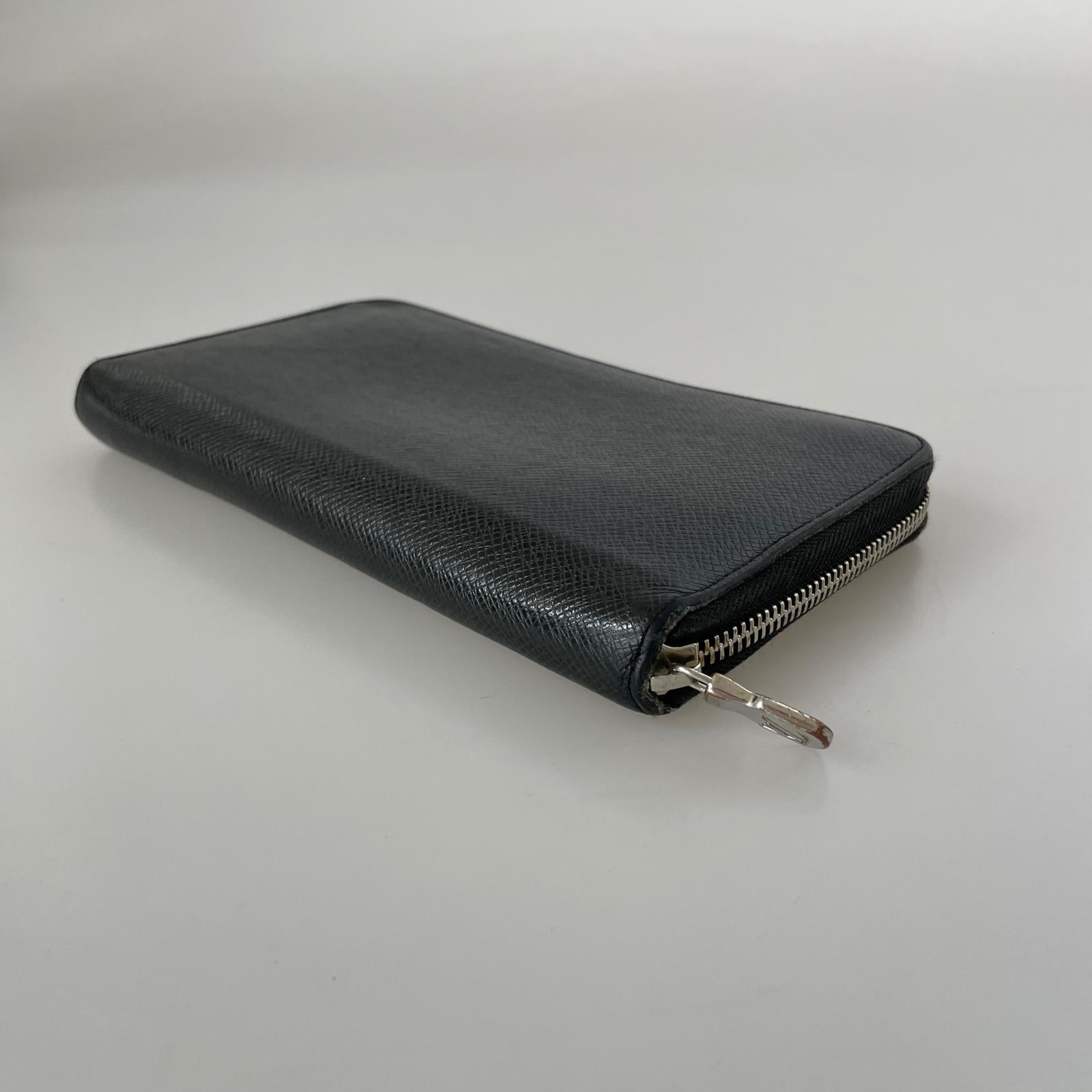 LV　タイガ ジッピーオーガナイザー M30056