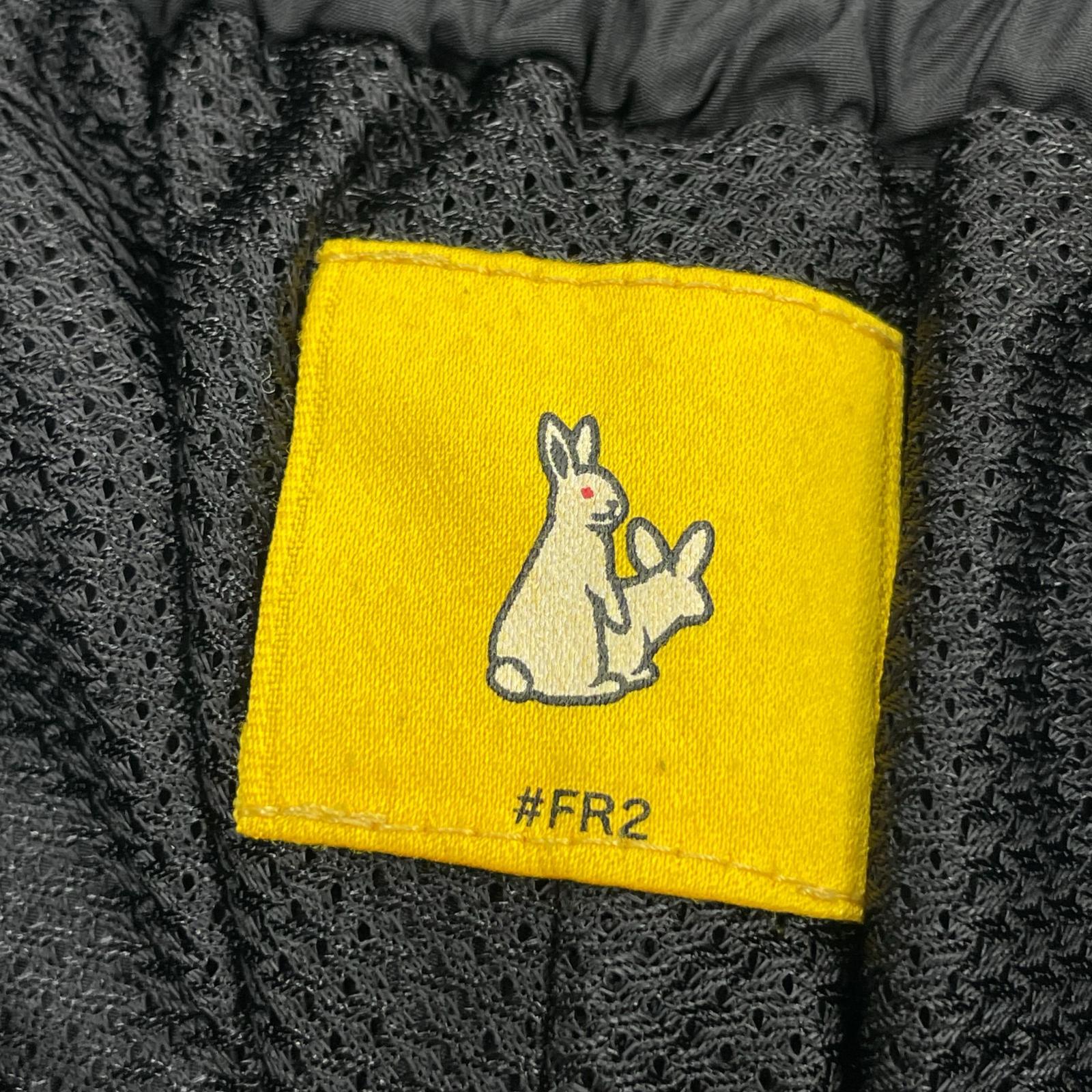 パンツ ナイロントラックパンツ　黒　？ L ブラック