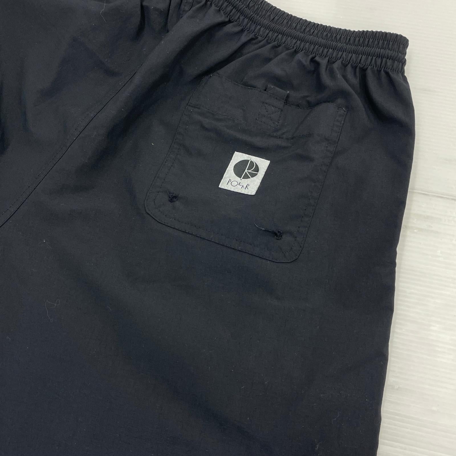 パンツ ナイロンショーツ 黒　？ L ブラック
