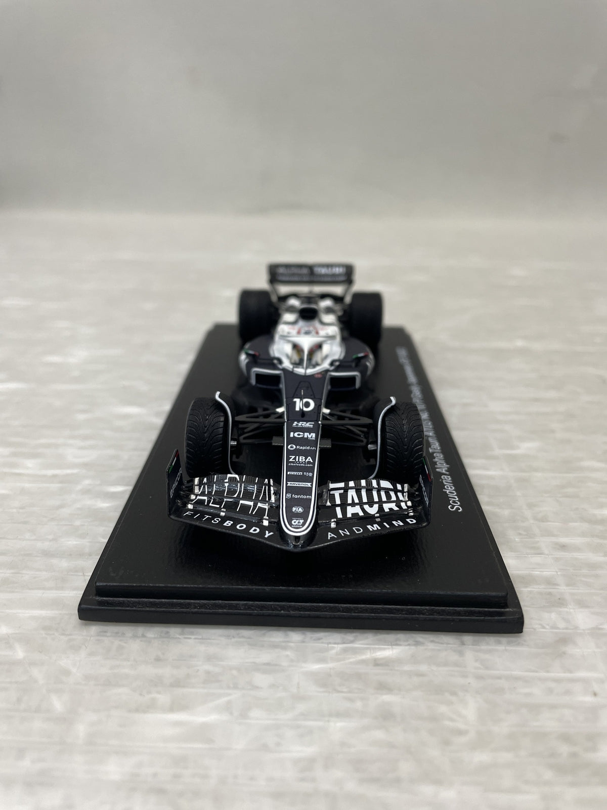 Spark 1/43 Scuderia AlphaTauri AT03 #10 スケールカー