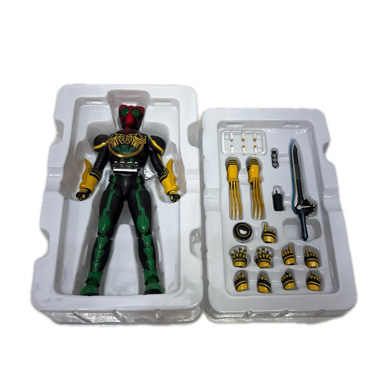 S.H.Figuarts(真骨彫製法) 仮面ﾗｲﾀﾞｰｵｰｽﾞ ﾀﾄﾊﾞｺﾝﾎﾞ 仮面ライダー
