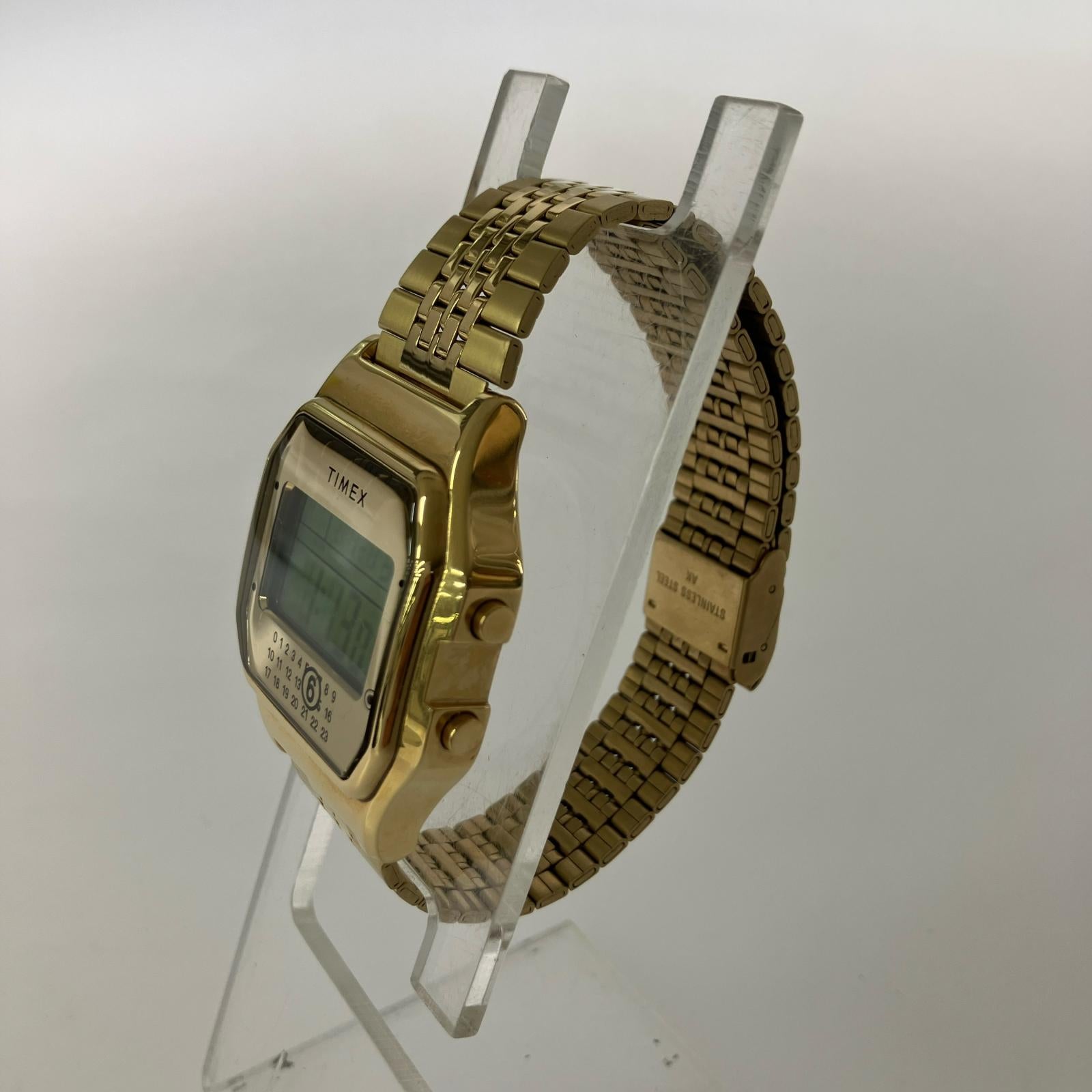 腕時計 MM6×TIMEX T80 gift set w/extra bracelet デジタル腕時計 ゴールド ゴールド