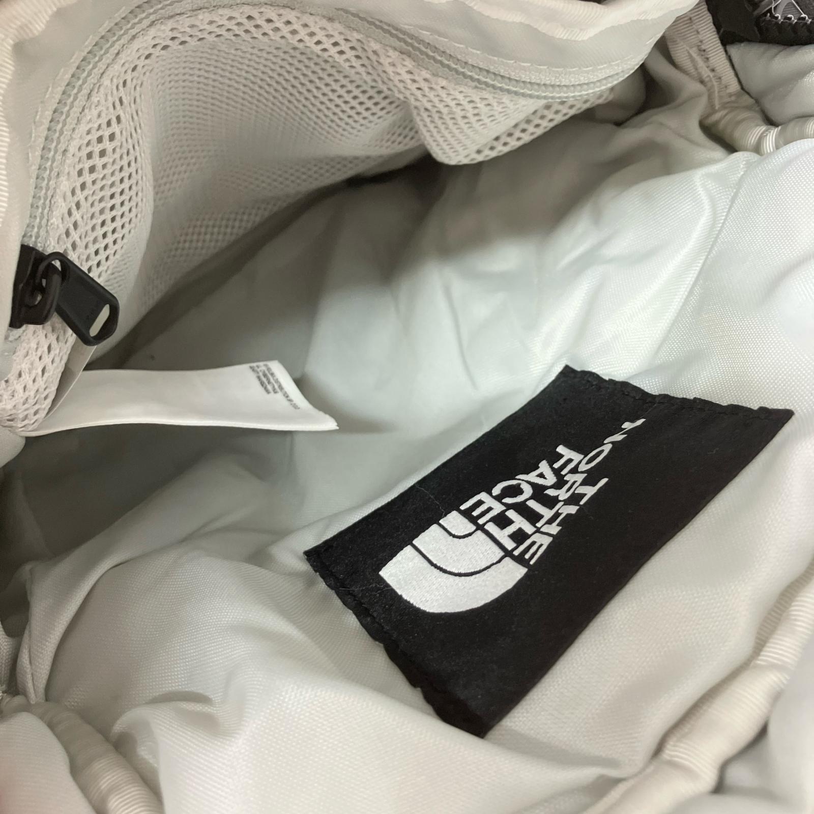 ボディバッグ THE NORTH FACE クロスボディバッグ NF0A81BV 黒 ブラック