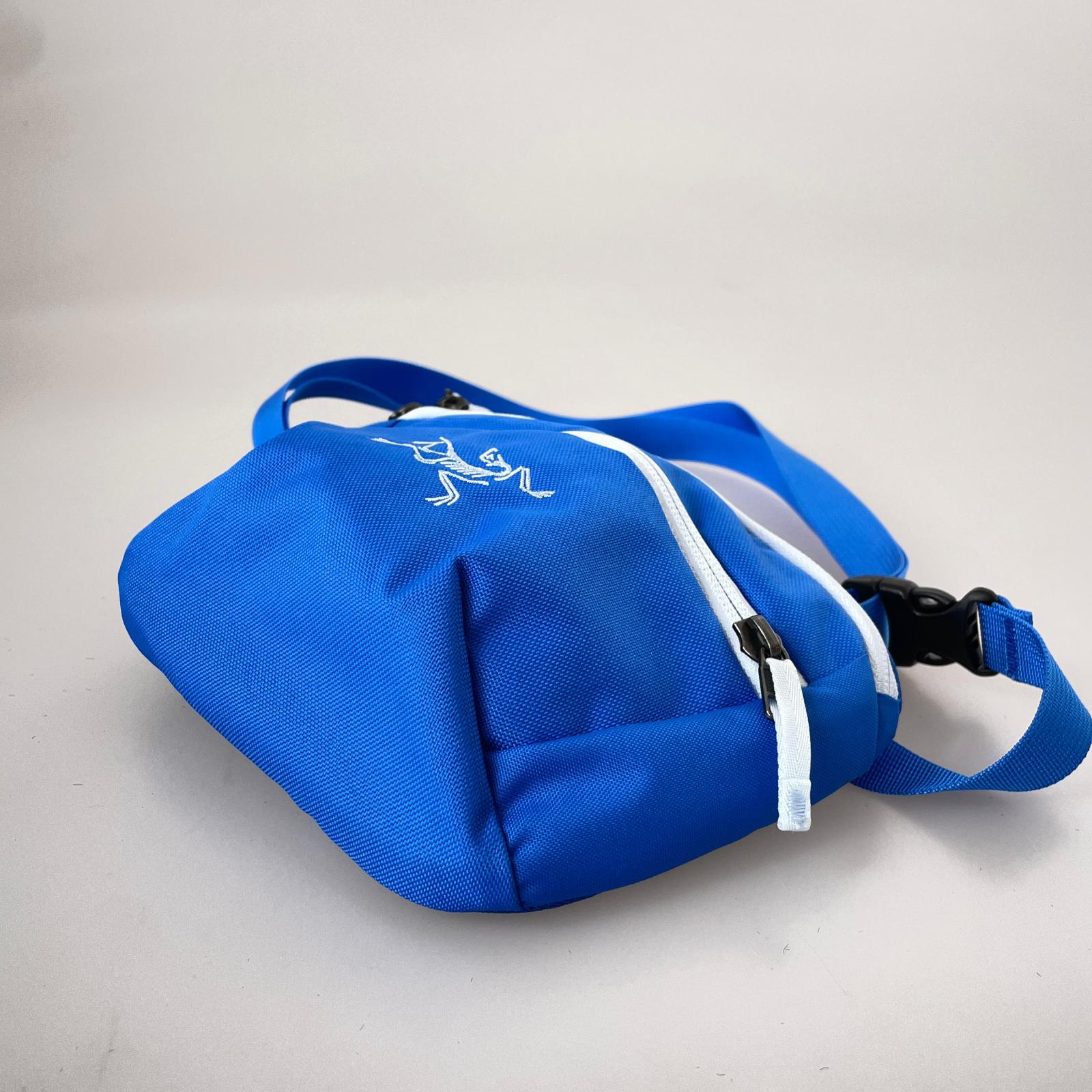 ボディバッグ MANTIS 1 Waist Bag ウエストバッグ ブルー ブルー