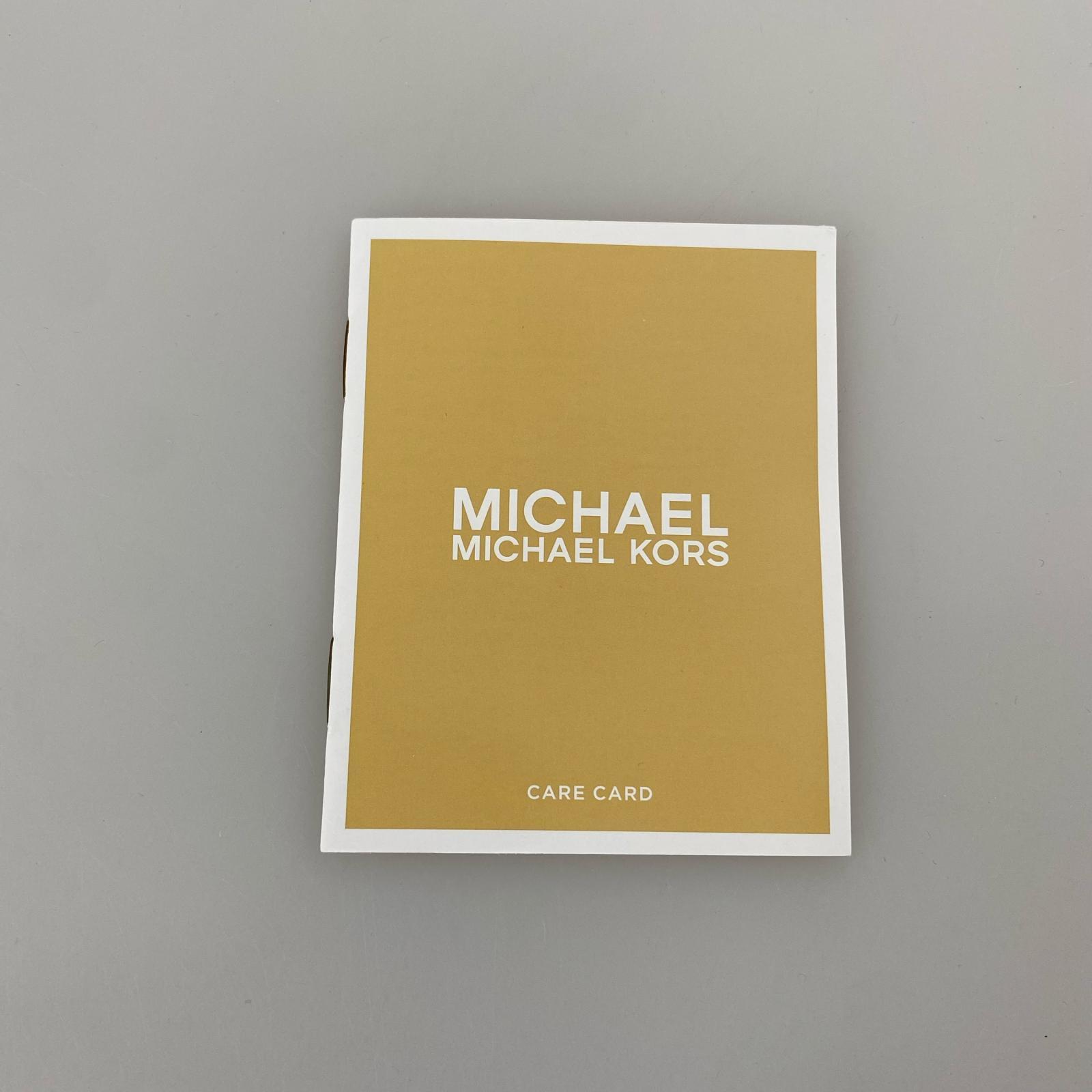コンパクトウォレット MICHAEL KORS SNAP WALLET RED