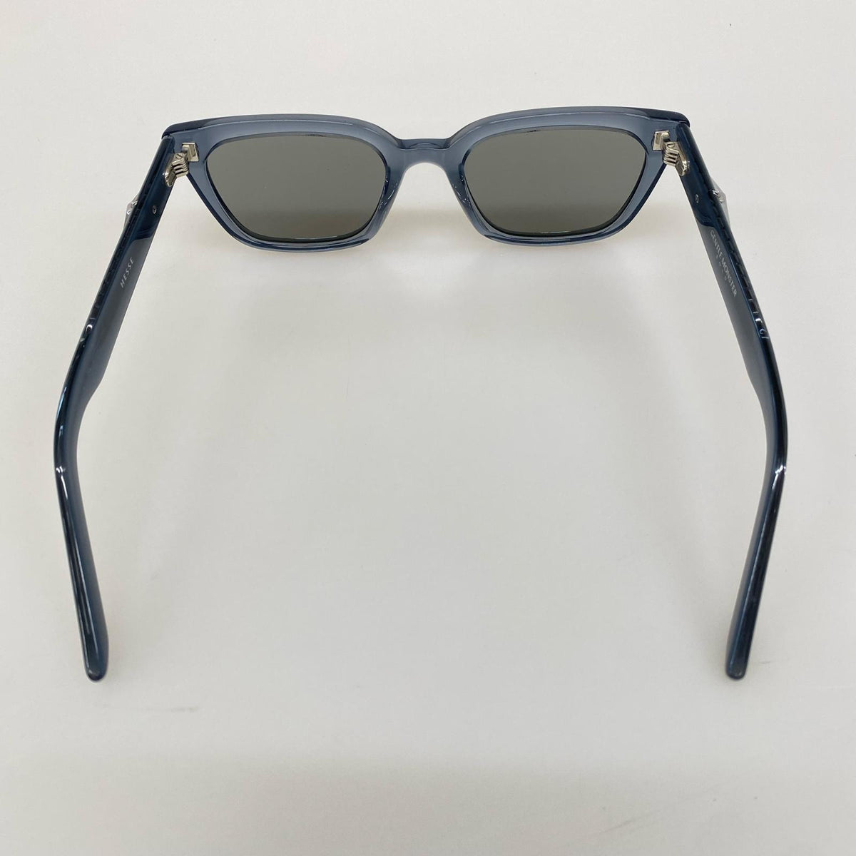 その他アクセサリー GENTLE MONSTER BOLD HESSE ｻﾝｸﾞﾗｽ ｸﾘｱｸﾞﾚｰ グレー