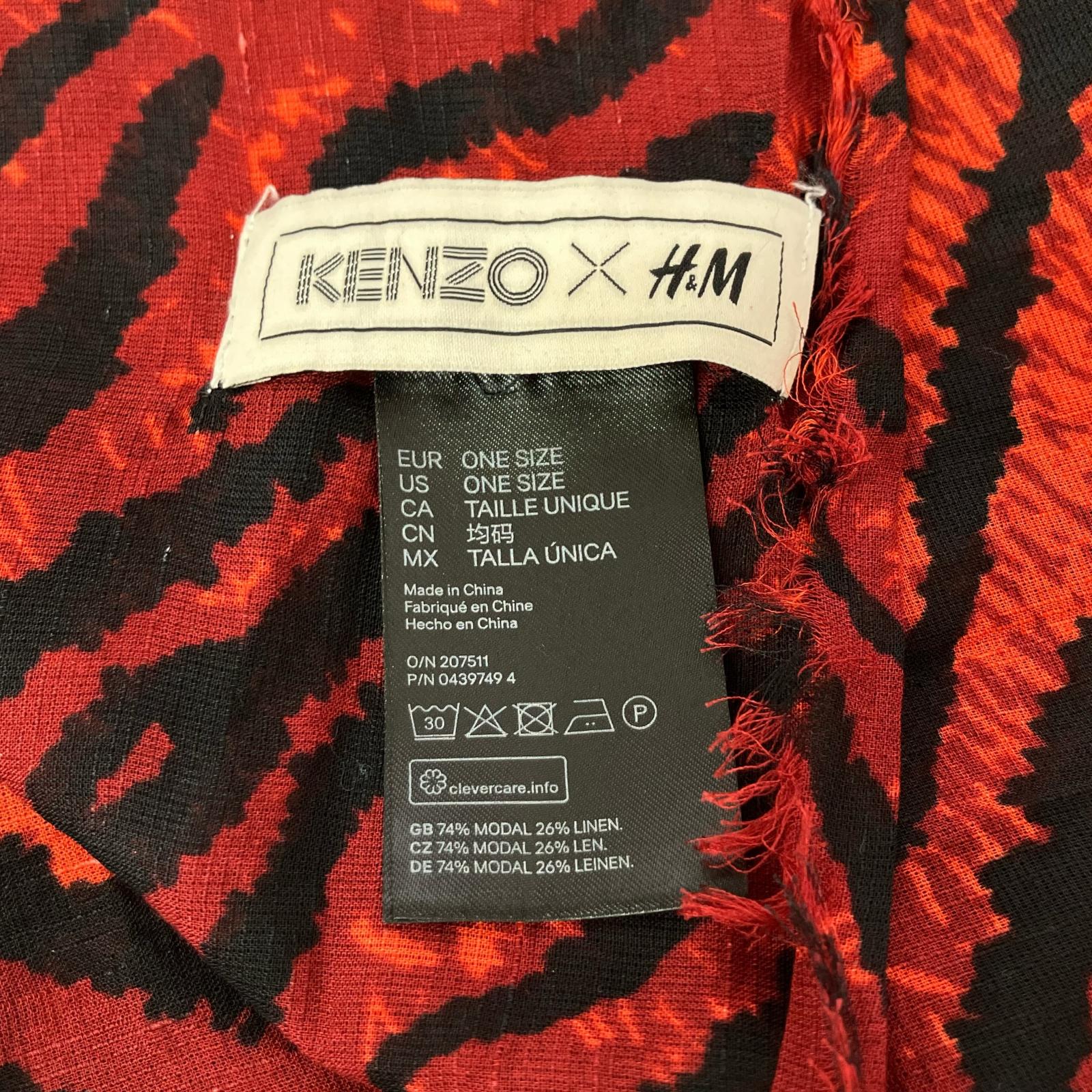 その他アクセサリー × H&M シルクスカーフ タイガー柄 赤 レッド