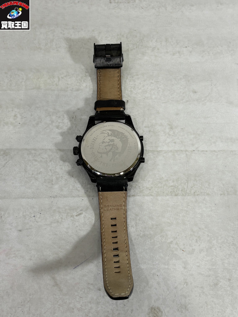 腕時計 Boltdown Black
