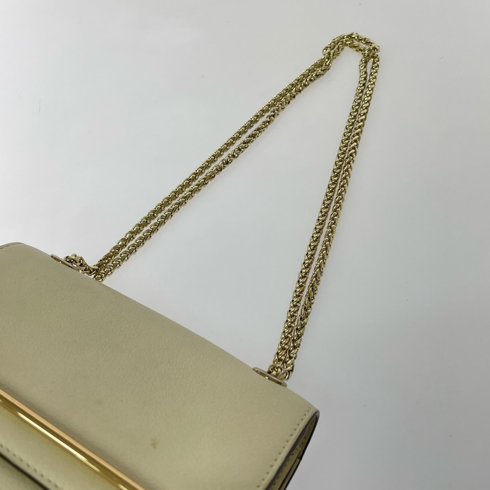 ショルダーバッグ strathberry east/west mini 012102 ホワイト