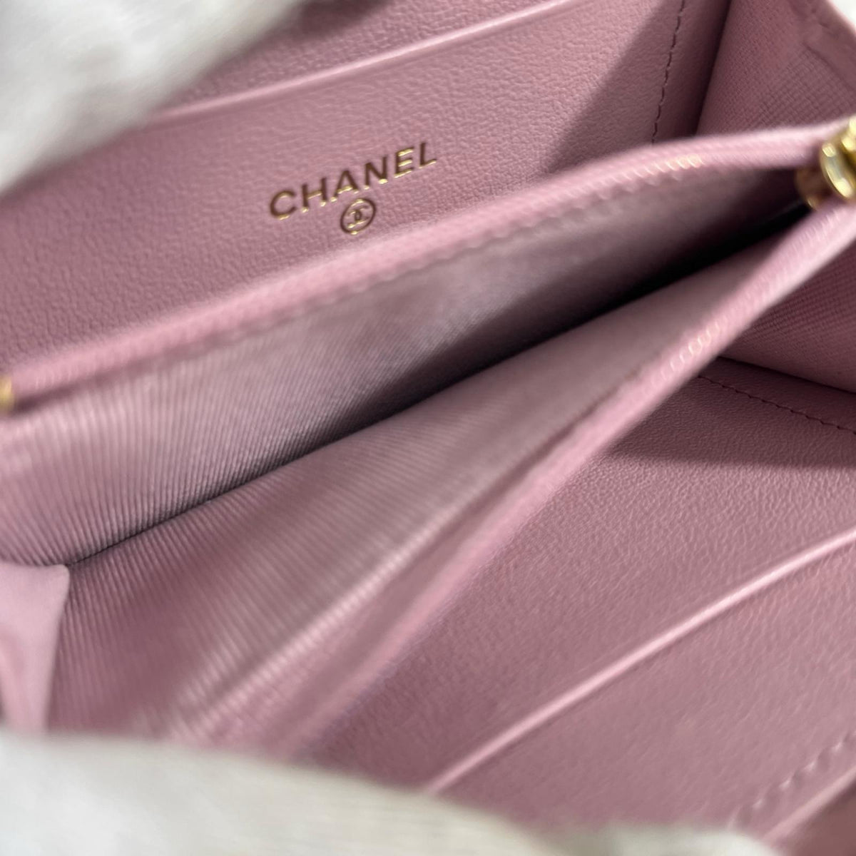 CHANEL マトラッセ ストーンココマーク コンパクトウォレット