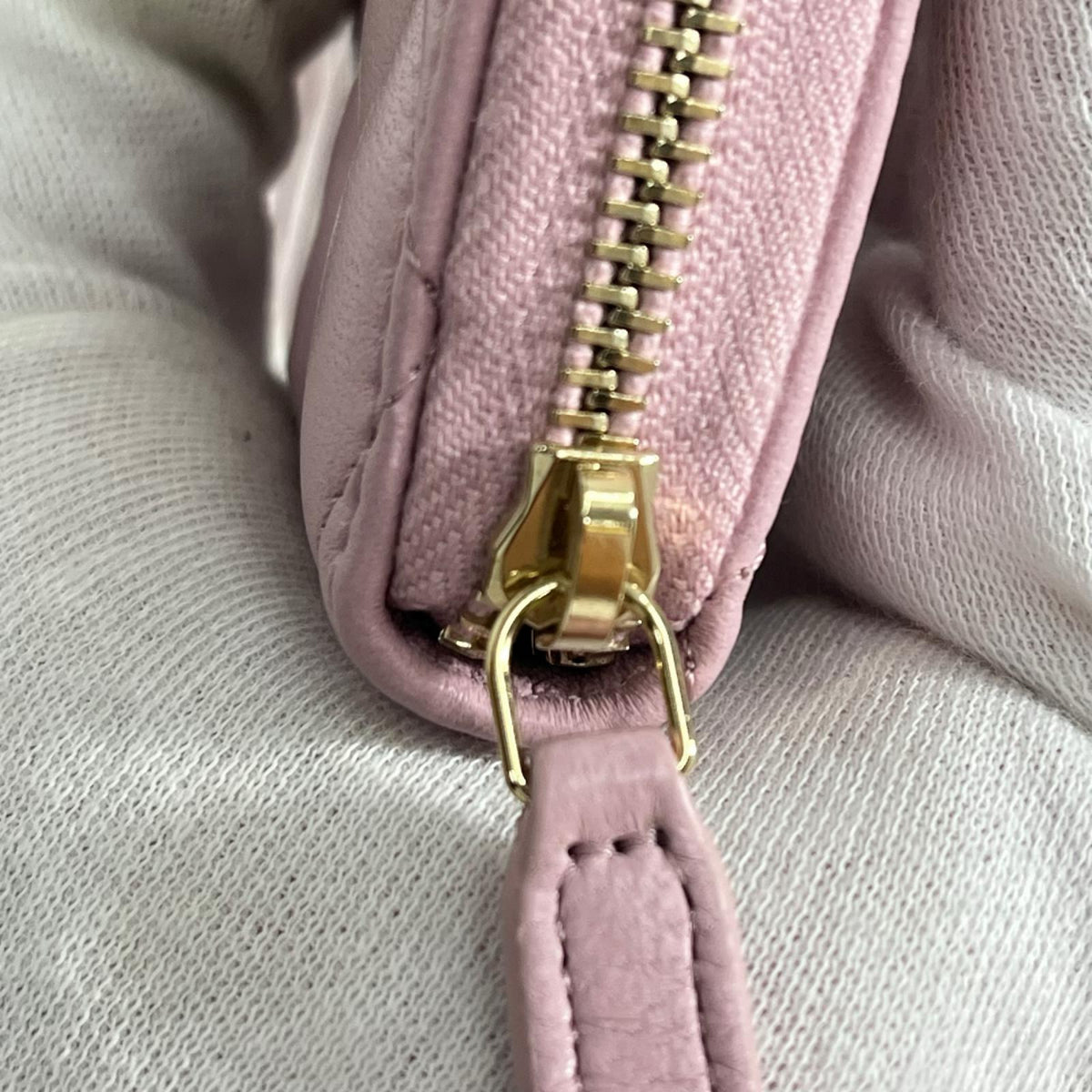 CHANEL マトラッセ ストーンココマーク コンパクトウォレット