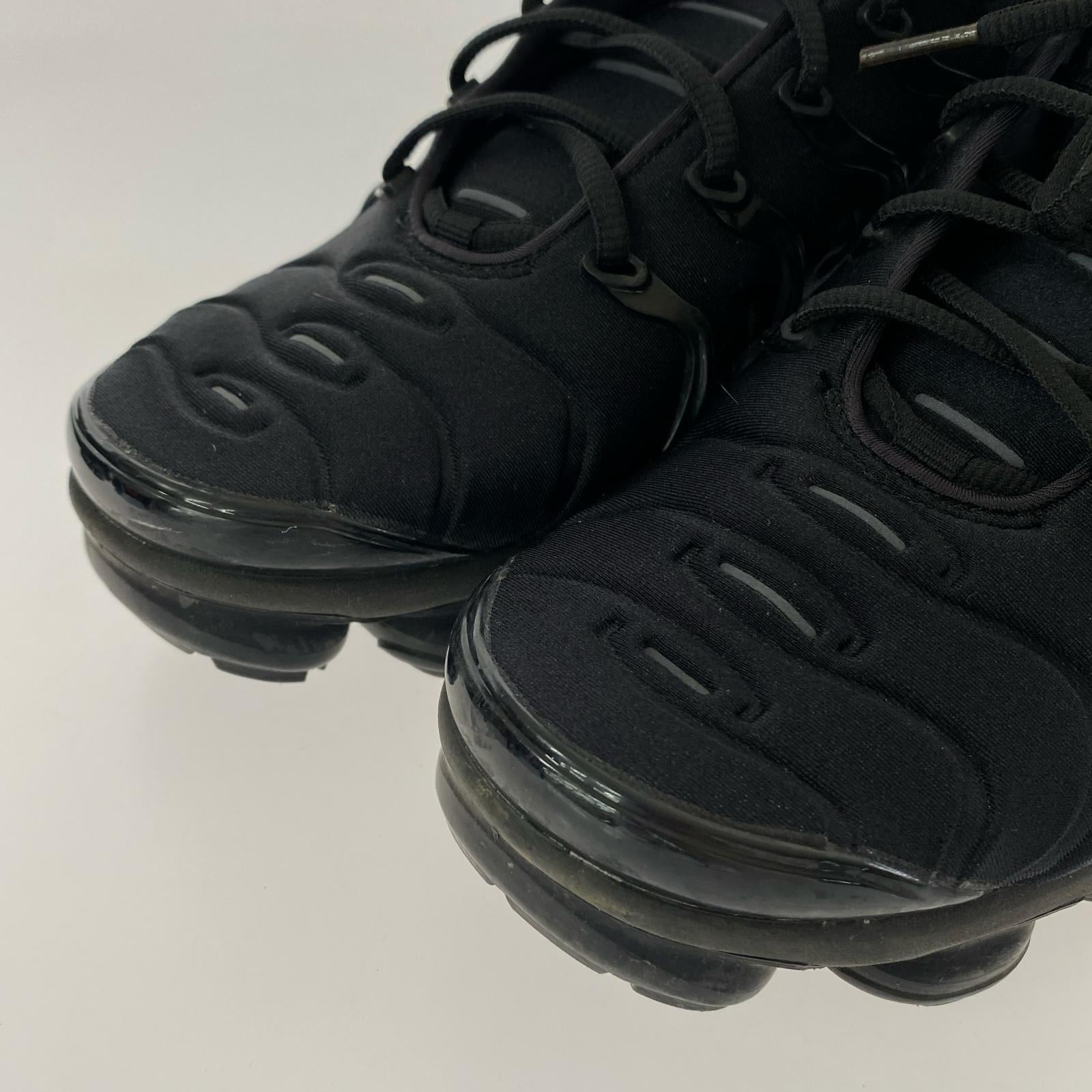 スニーカー AIR VAPORMAX PLUS 26.5cm 26.5cm (US8 1/2 UK8 EU43) ブラック