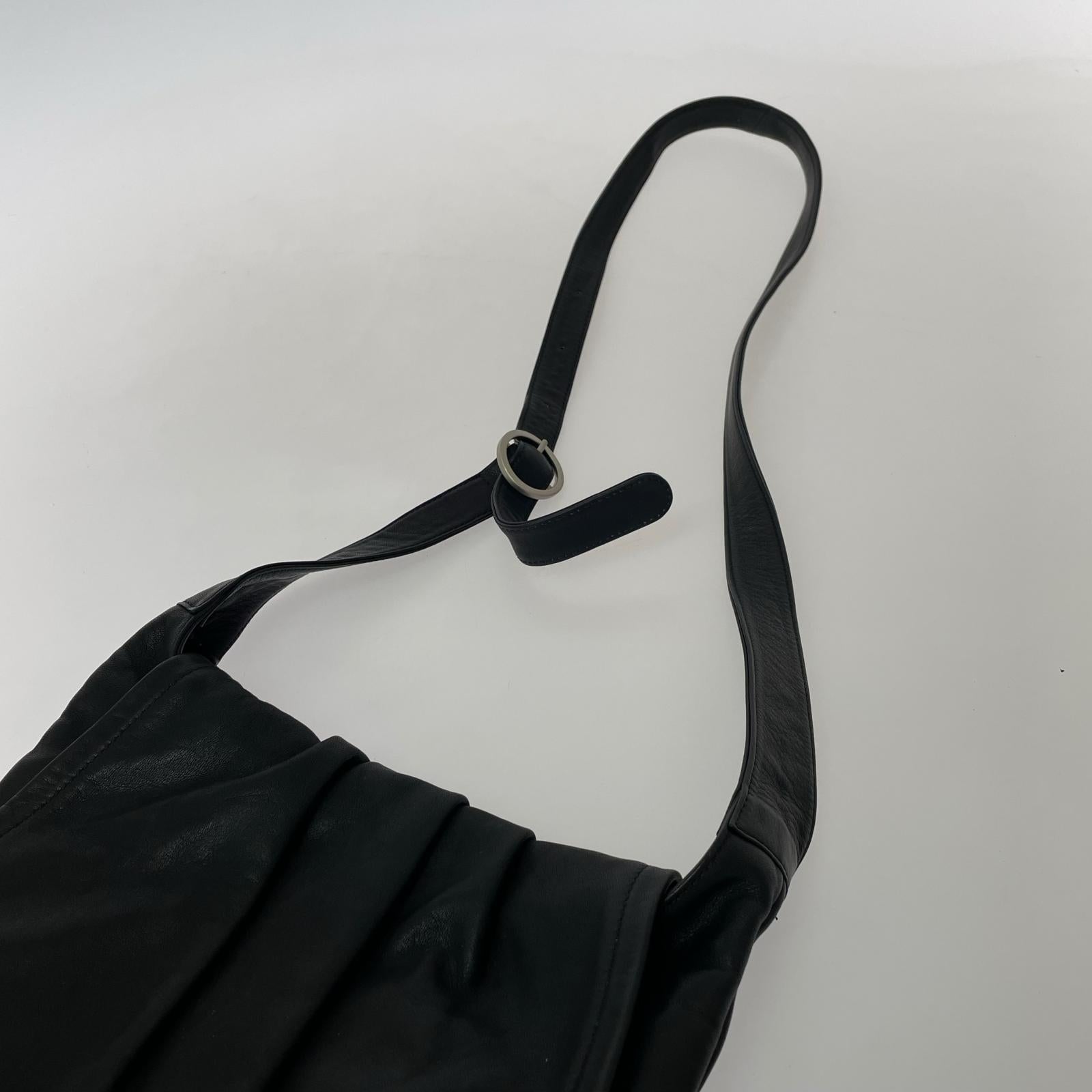 ショルダーバッグ kawakawa レザー ブラック