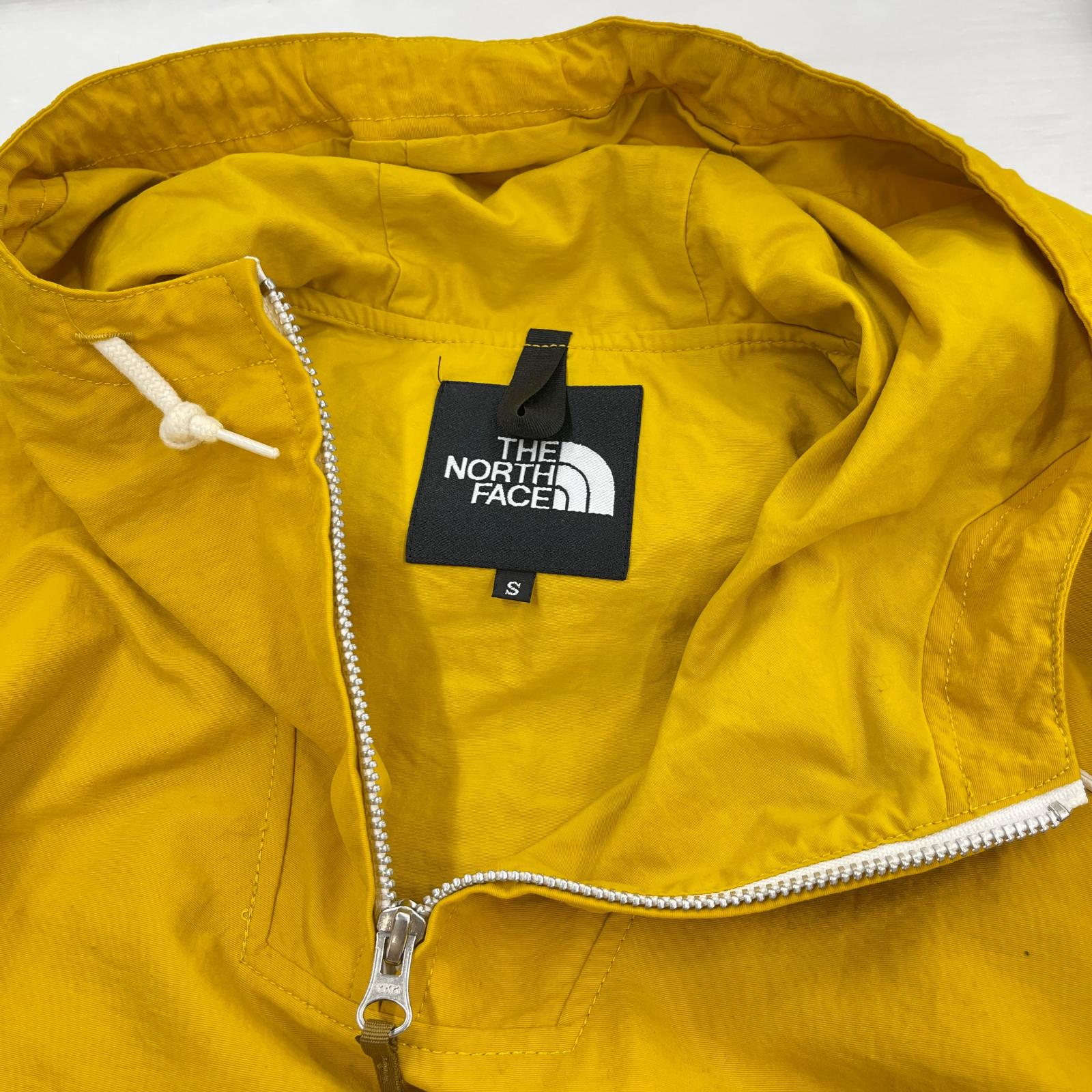 ジャケット THE NORTH FACE CAMPAnorak NP11443 黄 (S) S