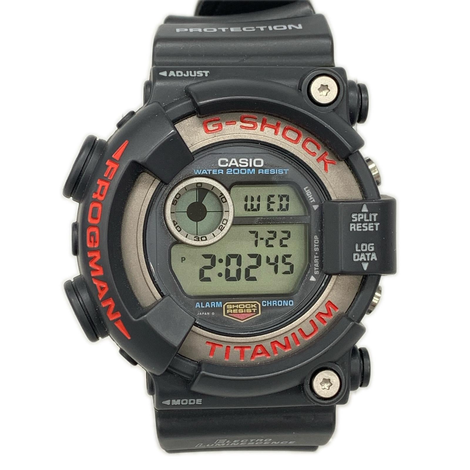 腕時計 DW-8200 ブラック