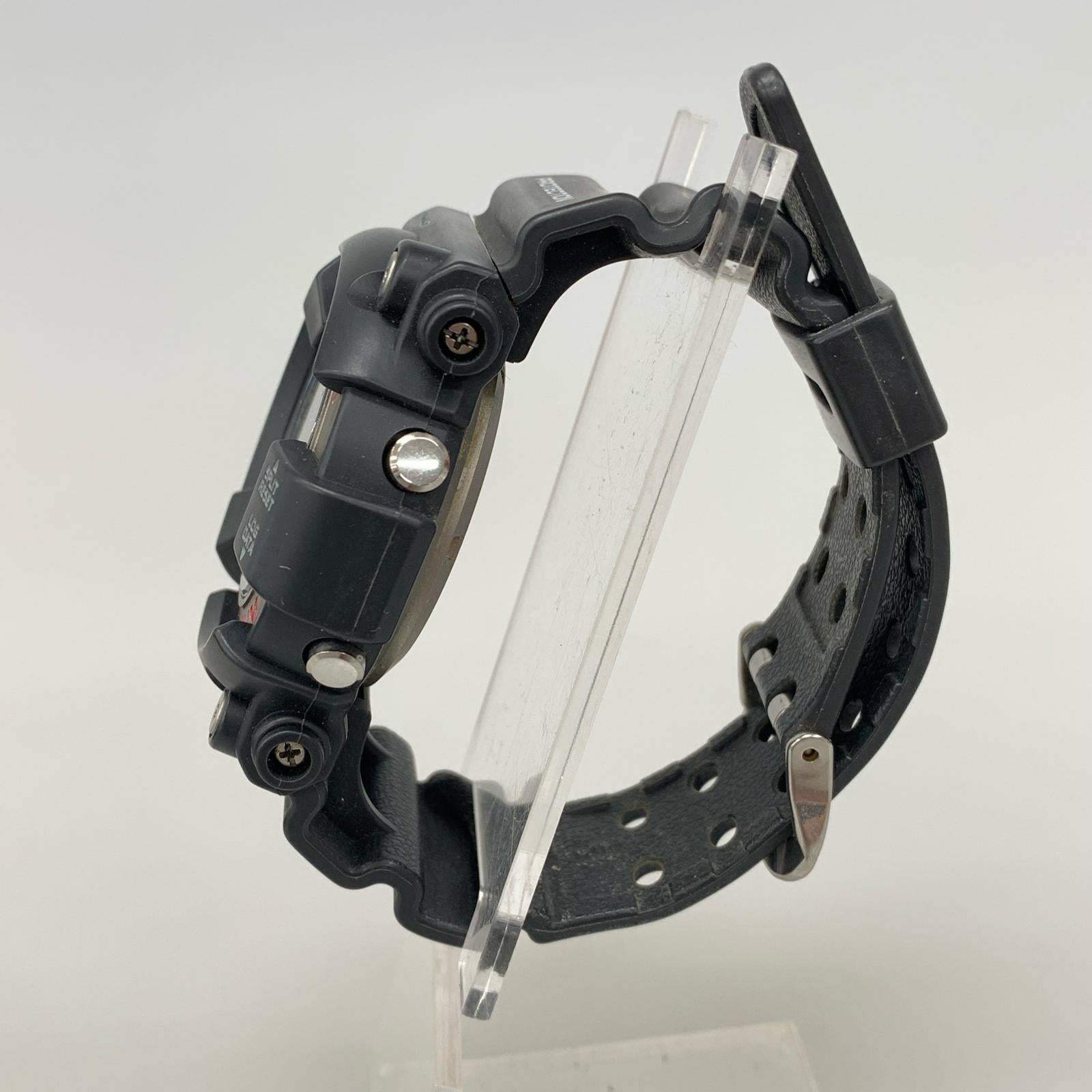 腕時計 DW-8200 ブラック