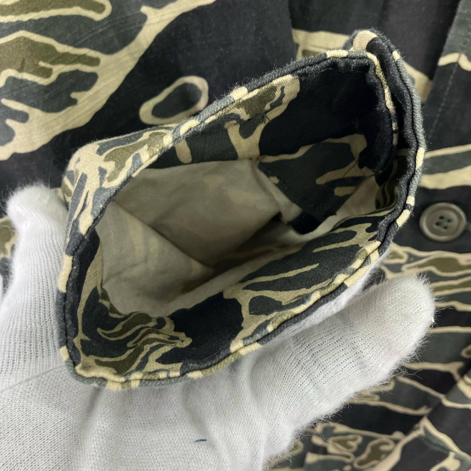 長袖シャツ METAL GEAR SOLID Δ TIGER STRIPE SHIRTS L