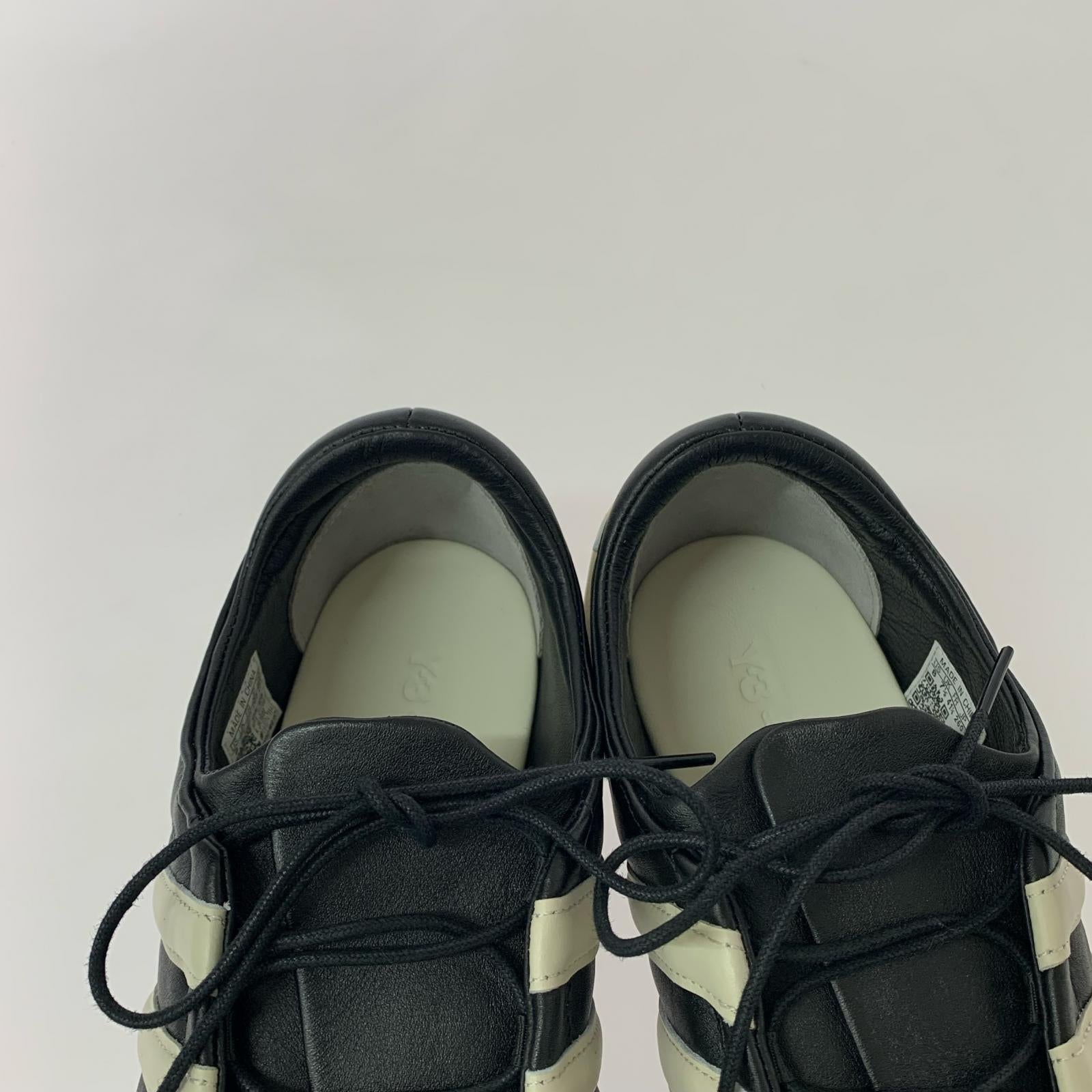 スニーカー REGU 2002 7 26cm (US8 UK7 1/2 EU42) ブラック