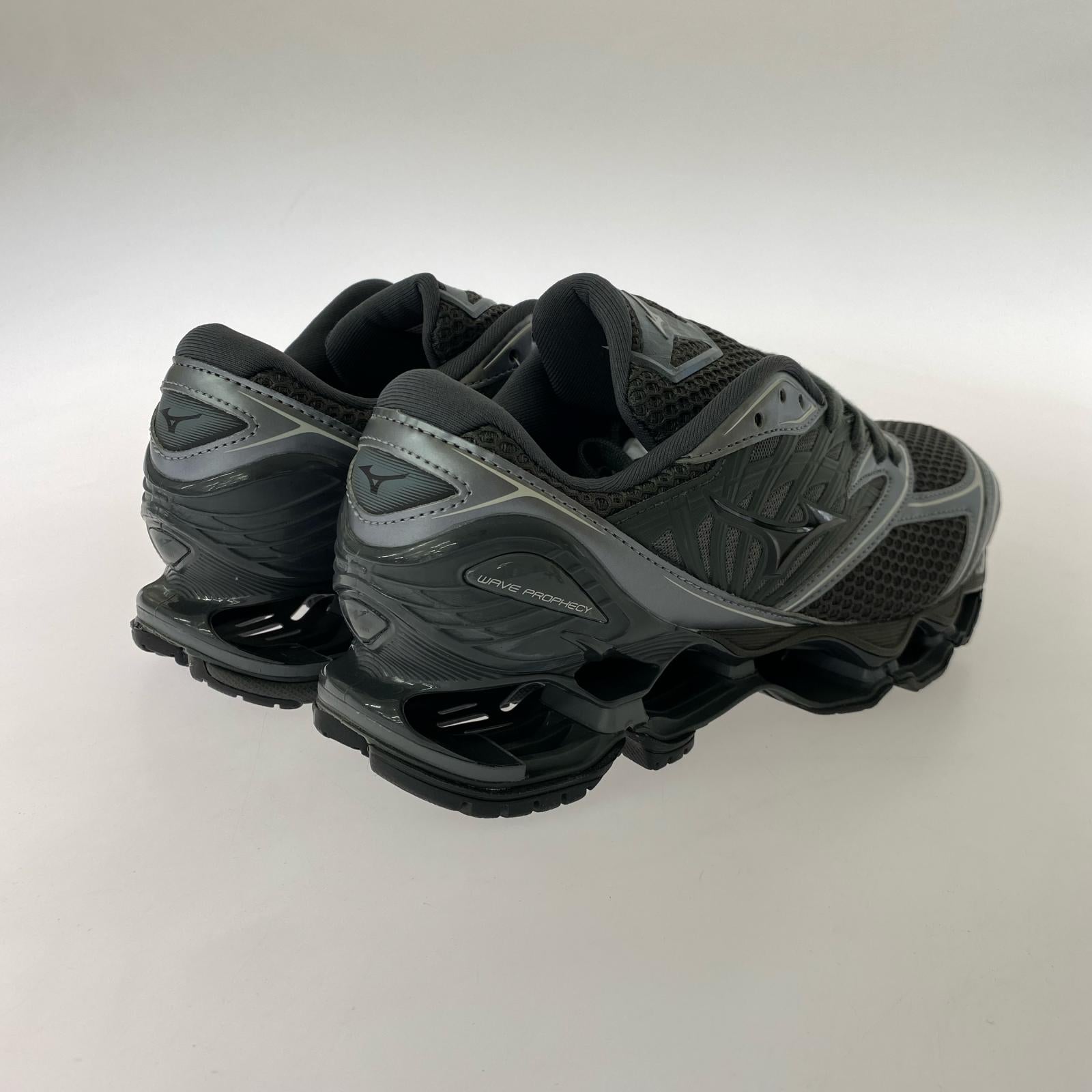 スニーカー D1GA251103 メタリックグレー (27) 27cm (US9 UK8 1/2 EU44) グレー