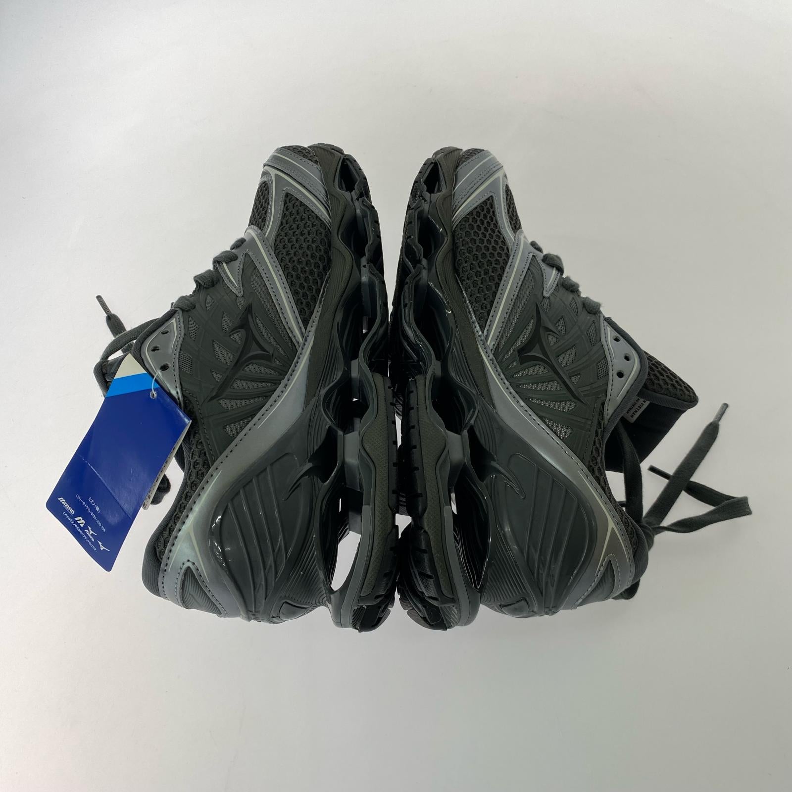 スニーカー D1GA251103 メタリックグレー (27) 27cm (US9 UK8 1/2 EU44) グレー
