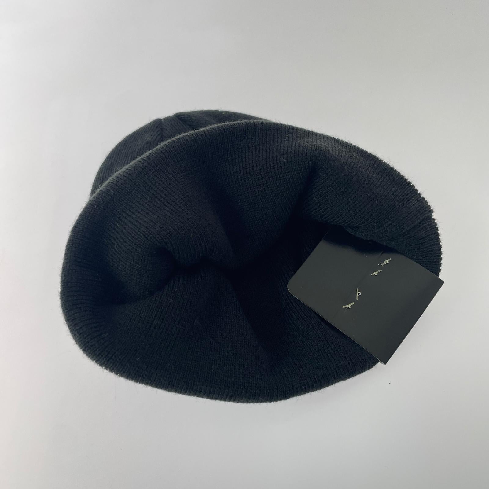 ニットキャップ NewEra S Logo Beanie ブラック