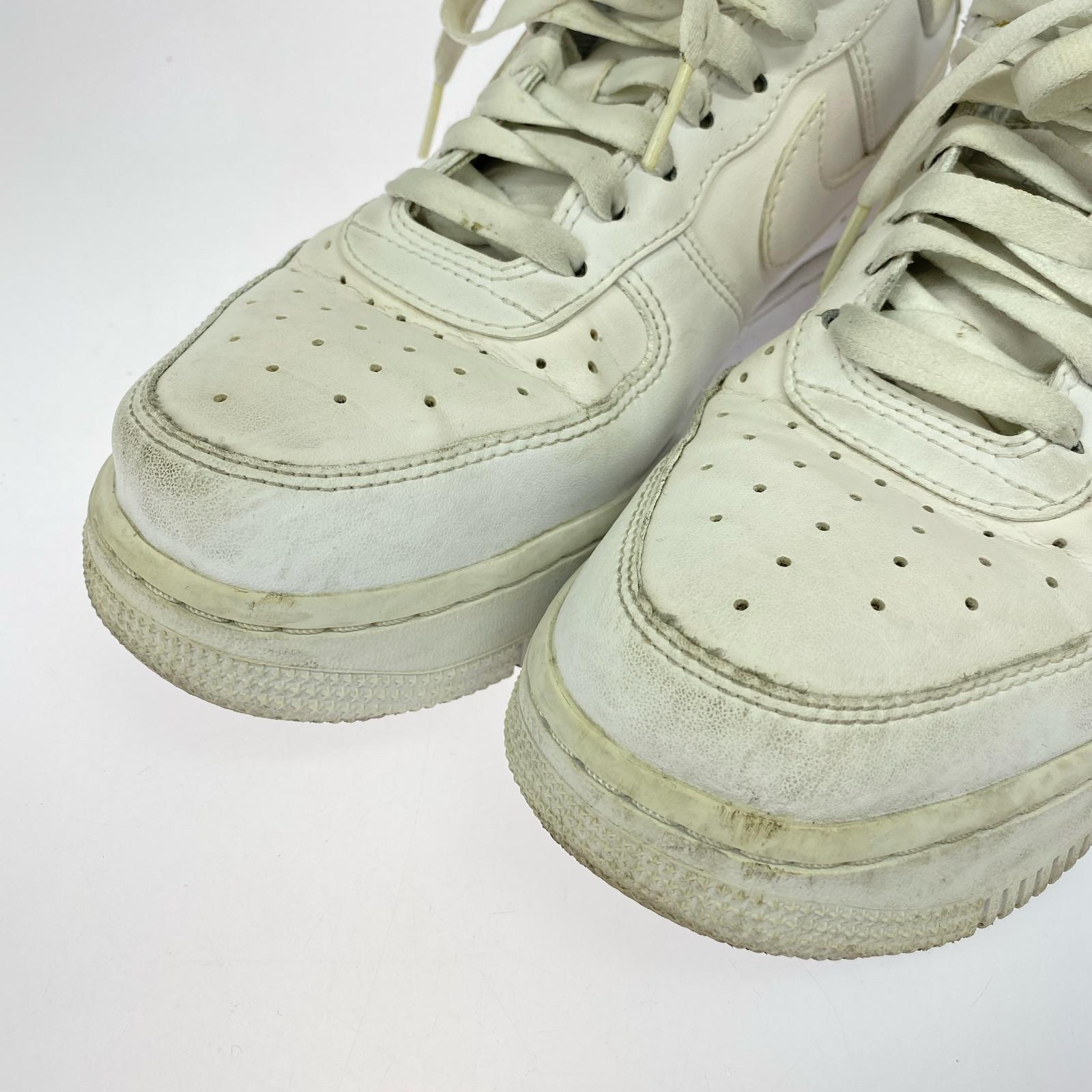 スニーカー NIKE WMNS AIR FORCE 1 チャーム 24.5cm 24.5cm (US6 1/2 UK6 EU39) ホワイト