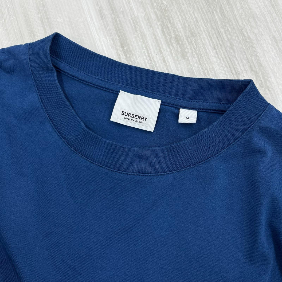 半袖Ｔシャツ Metal Logo Print Tee（M） M ブルー