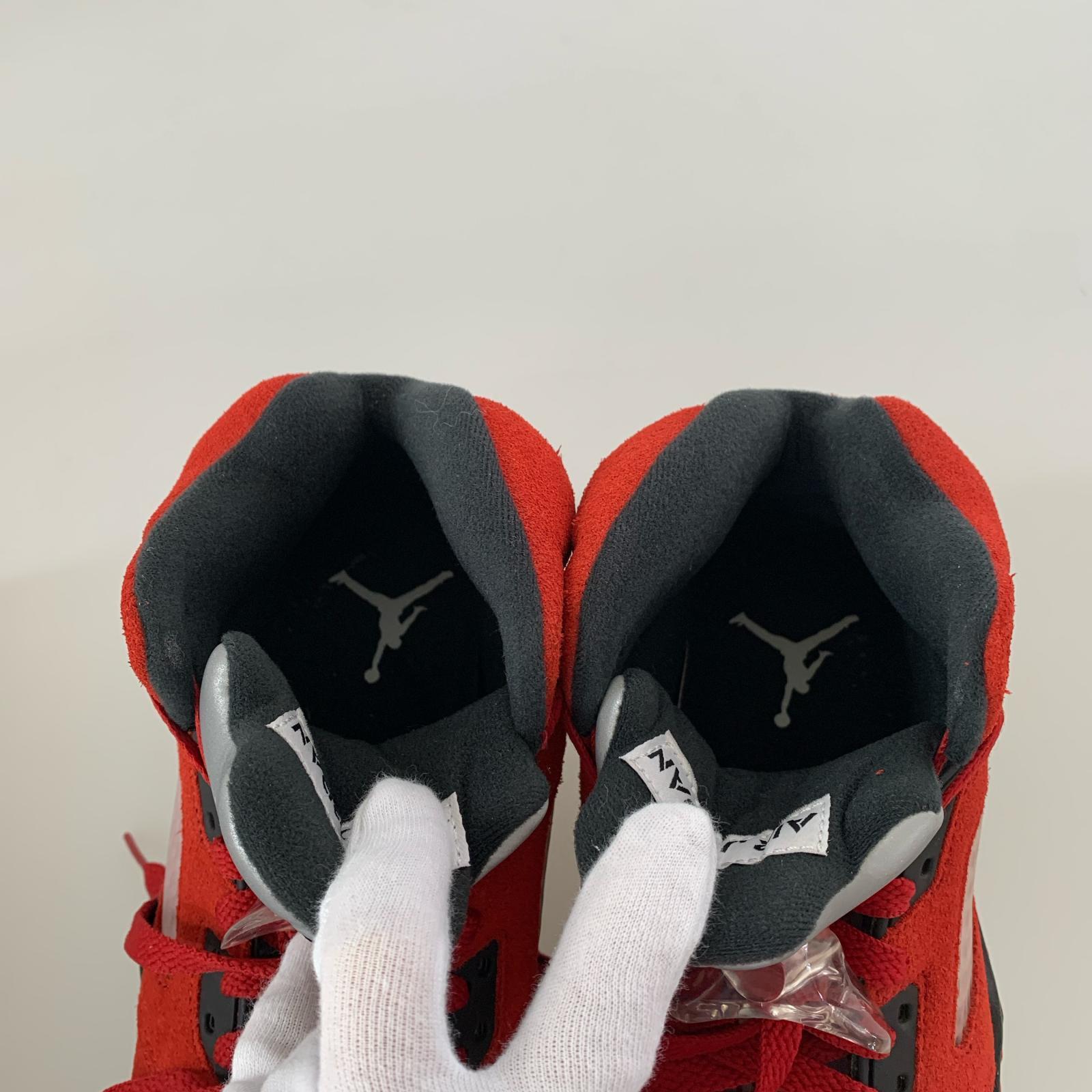 スニーカー AIR JORDAN 5 RETRO TORO BRAVO 24.5cm (US6 1/2 UK6 EU39) レッド